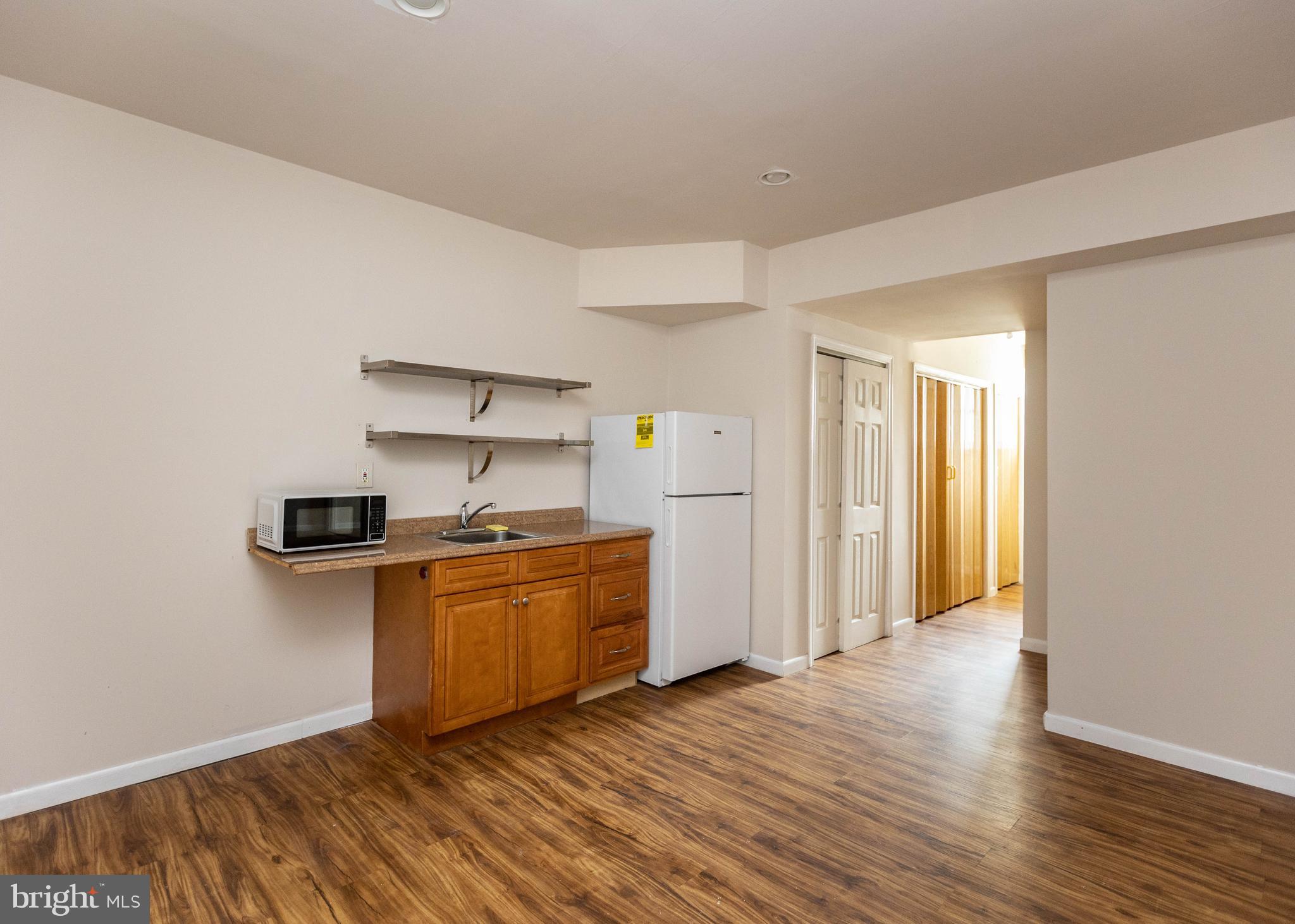 IVY SPRING TERRACE - Residential