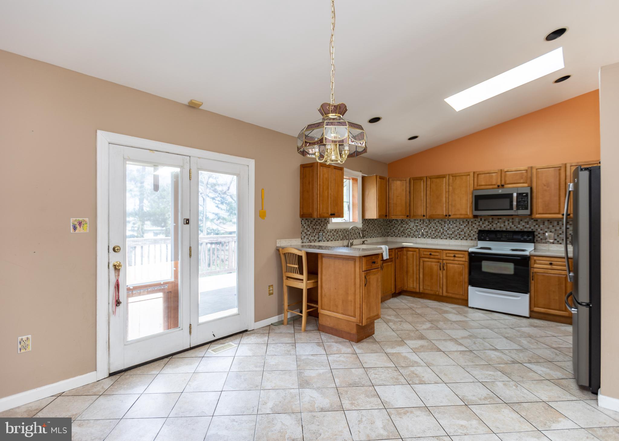 IVY SPRING TERRACE - Residential