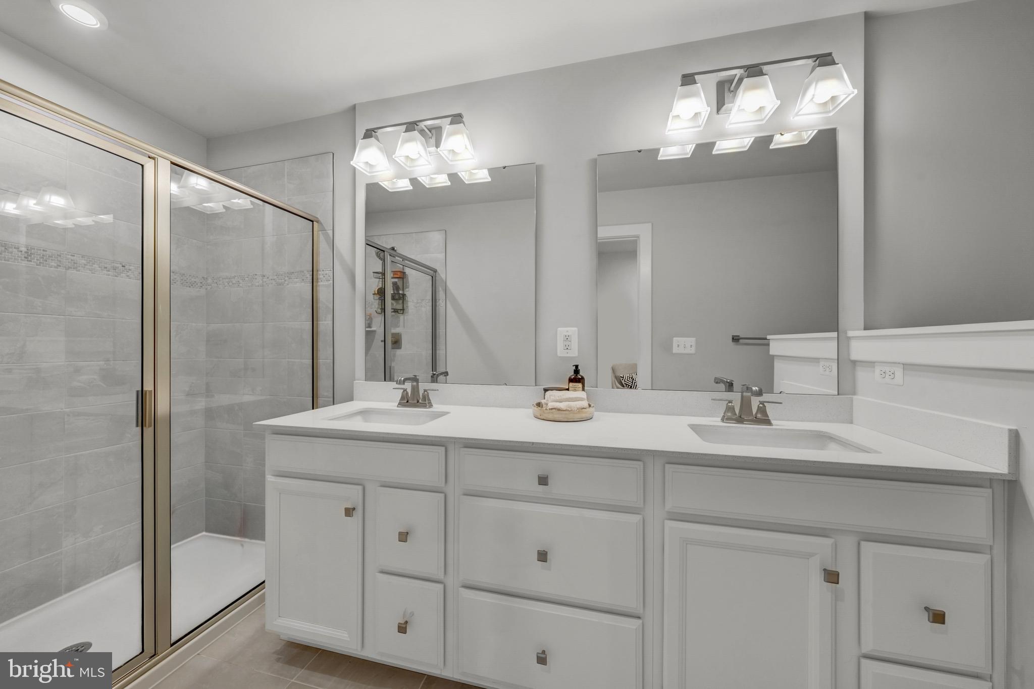 ARCOLA TOWN CENTER CONDO - Residential