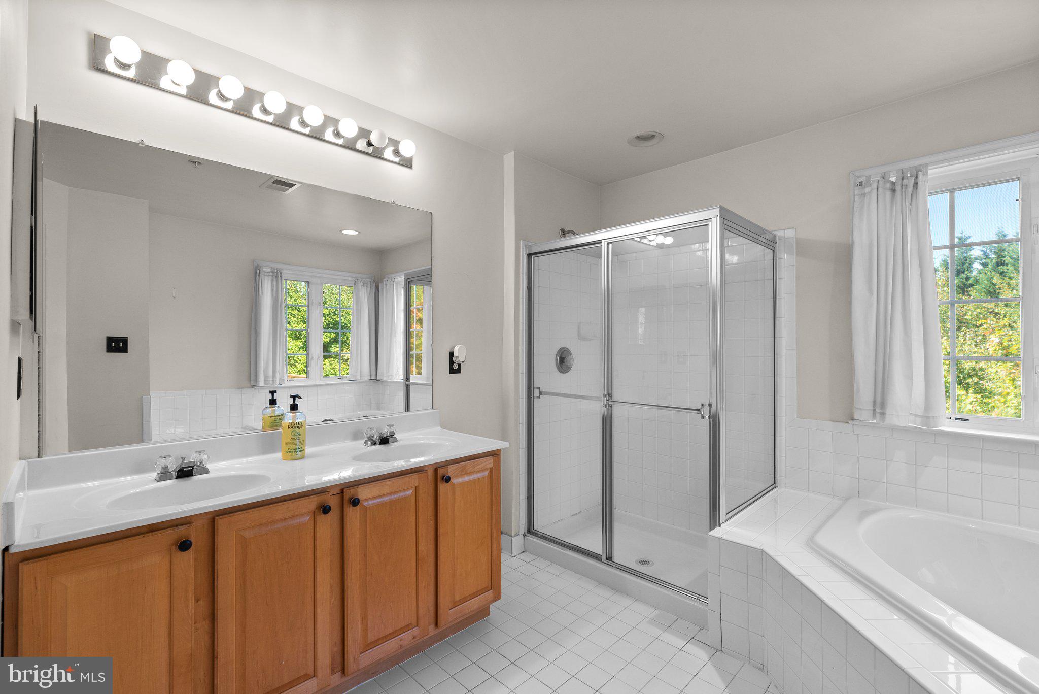 CROFTON VALLEY - Residential