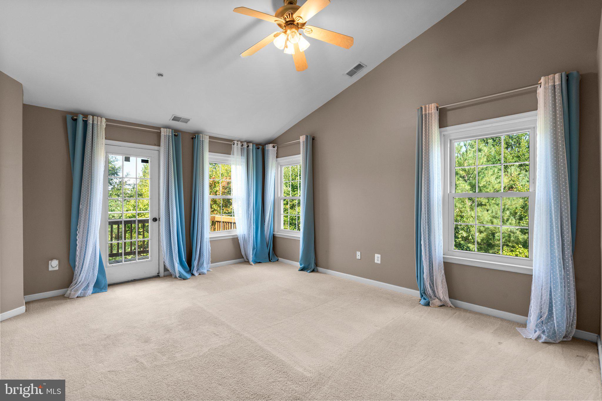 CROFTON VALLEY - Residential