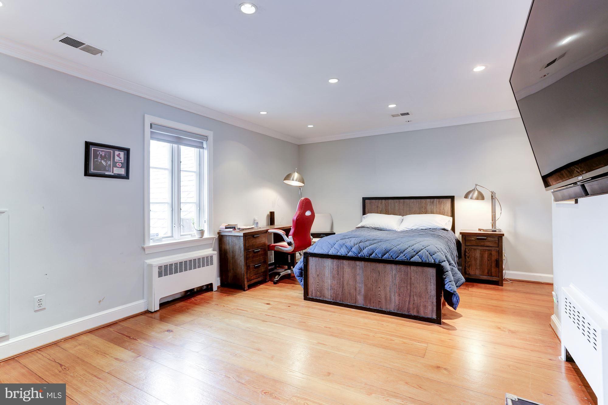 SALONA VILLAGE - Residential