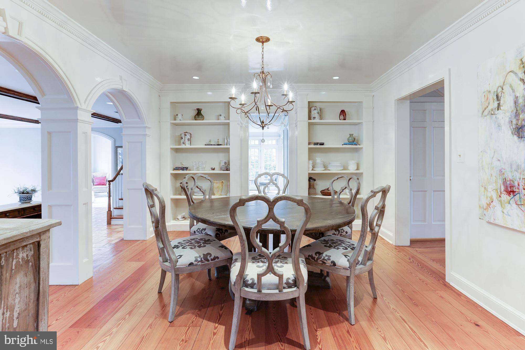 SALONA VILLAGE - Residential