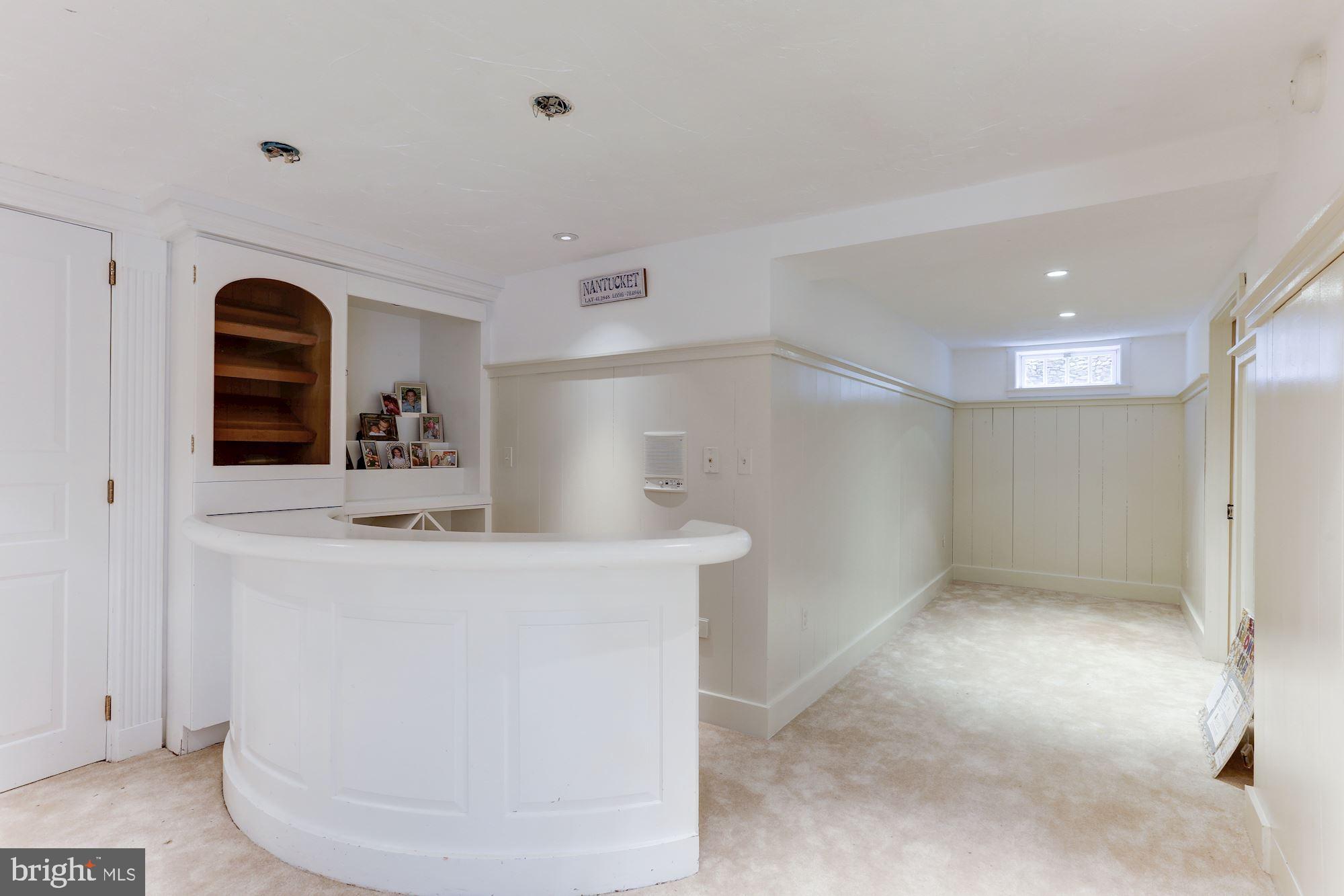 SALONA VILLAGE - Residential