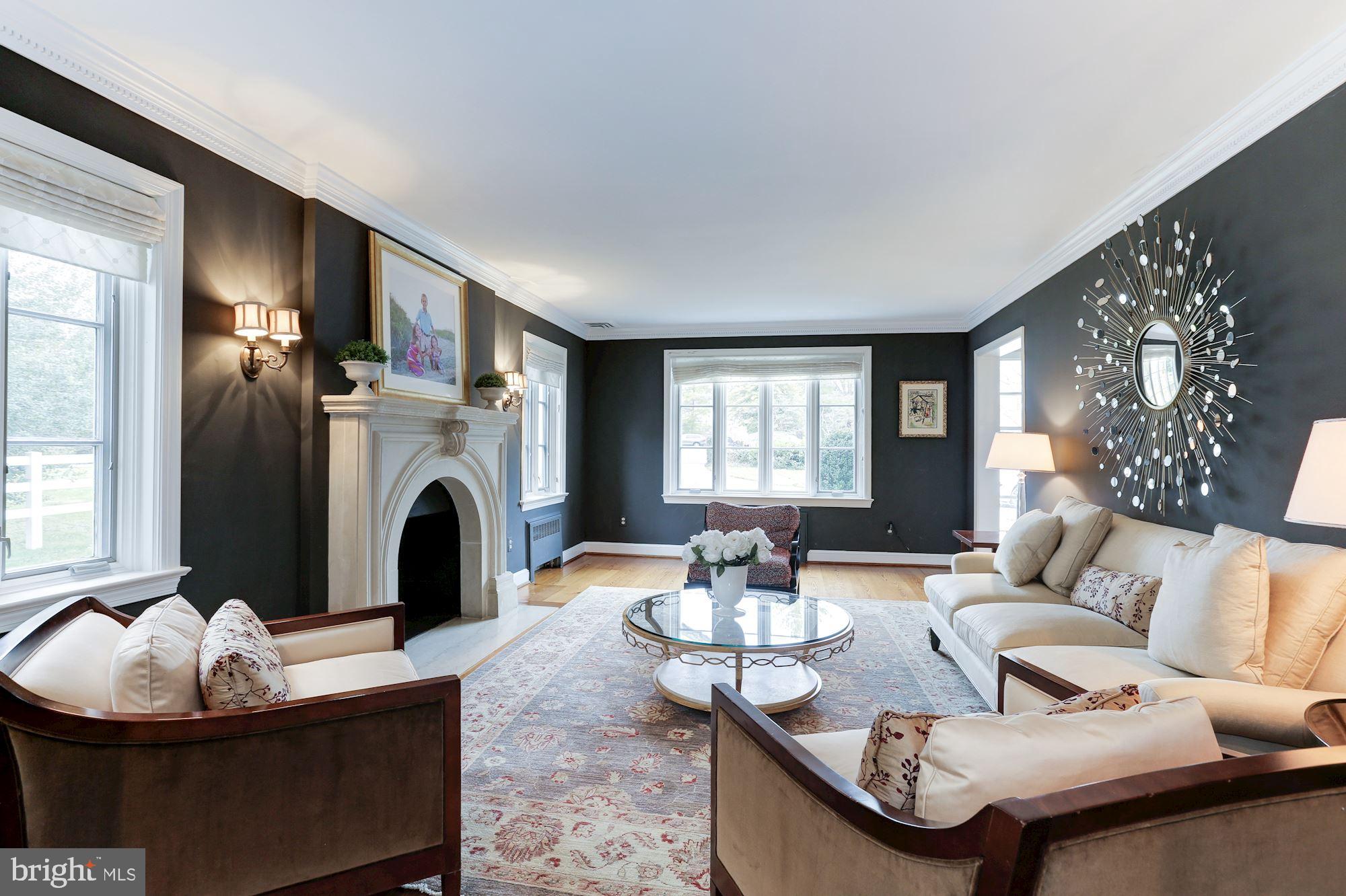 SALONA VILLAGE - Residential