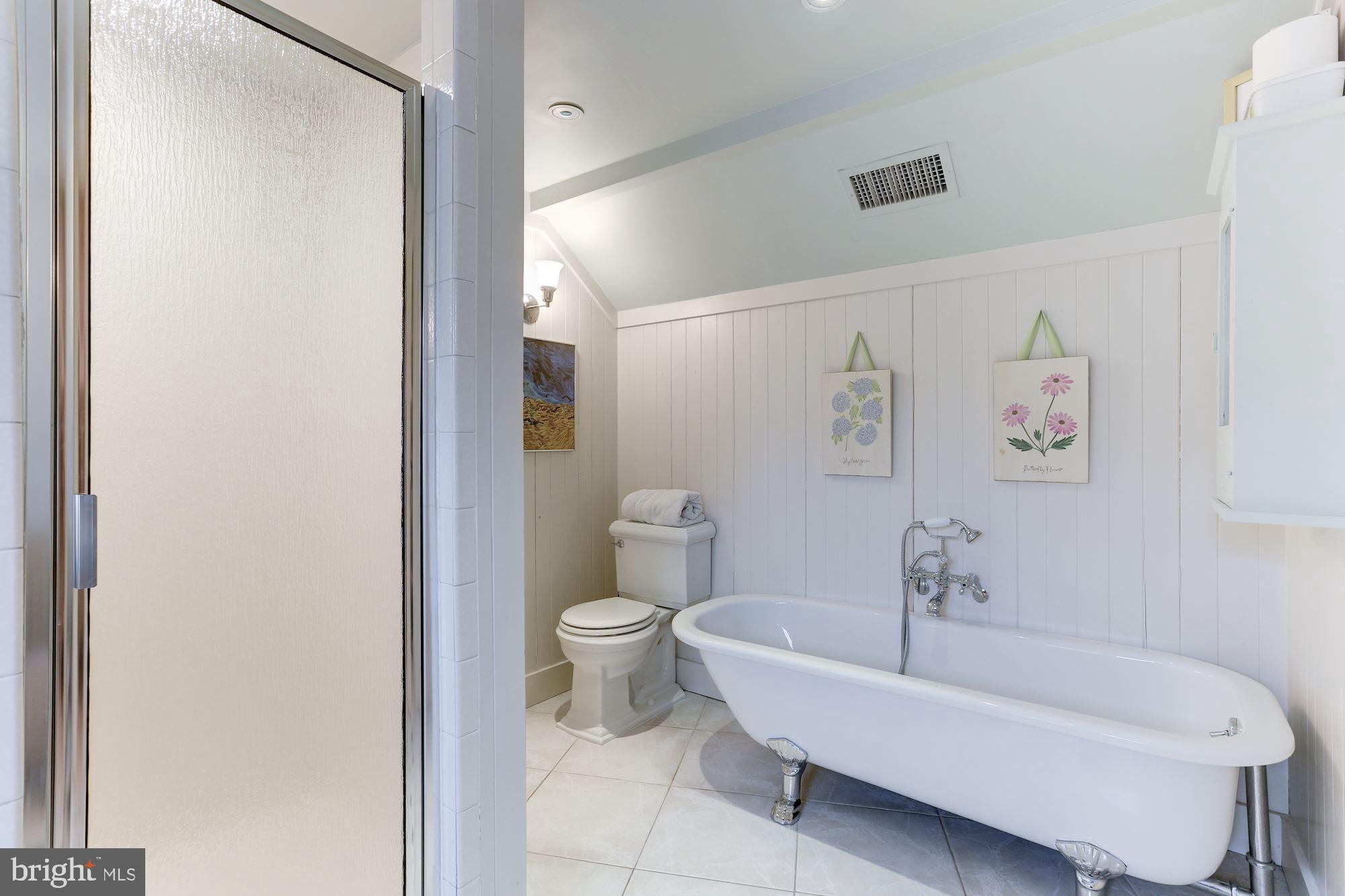 SALONA VILLAGE - Residential