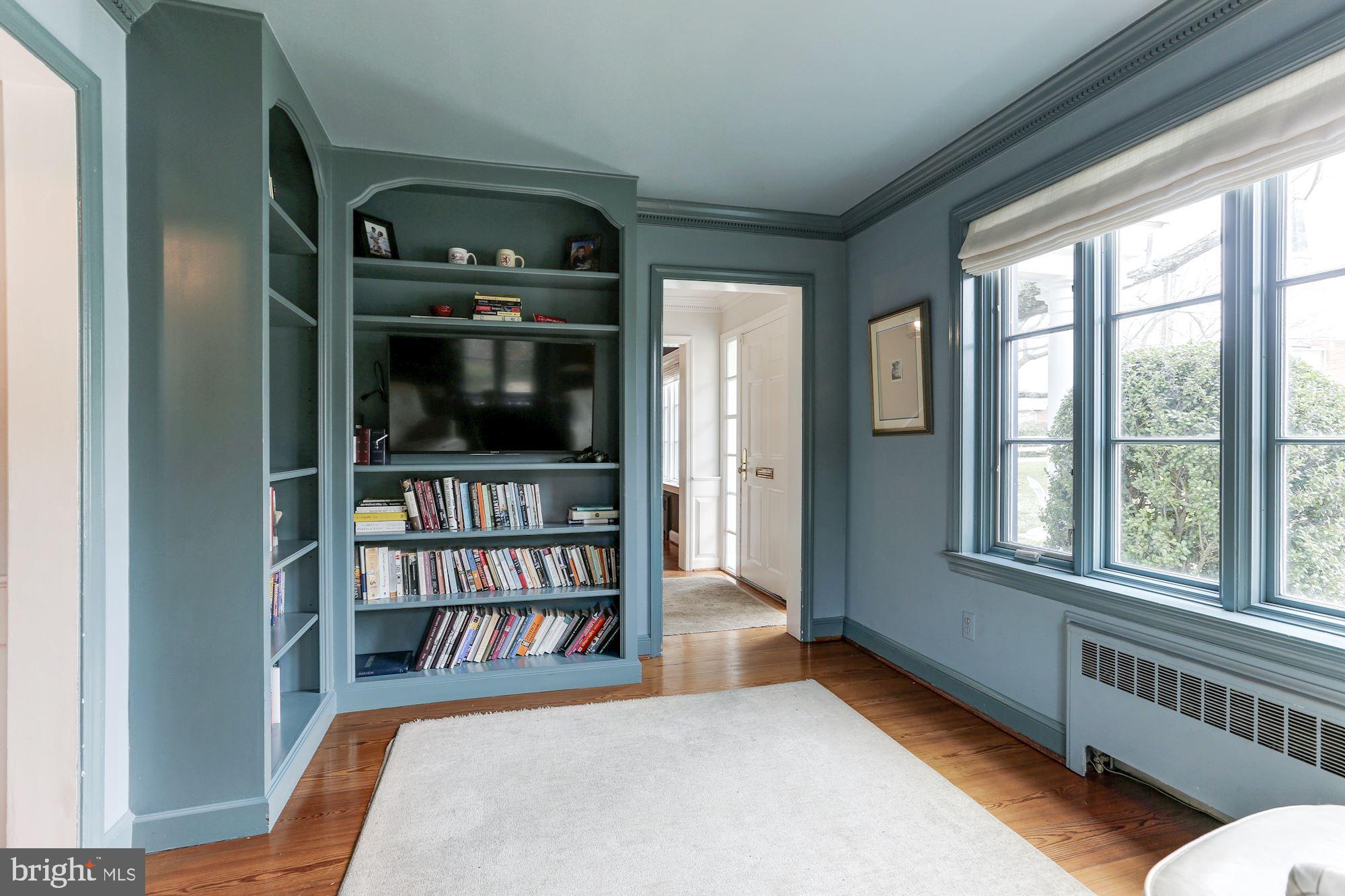 SALONA VILLAGE - Residential