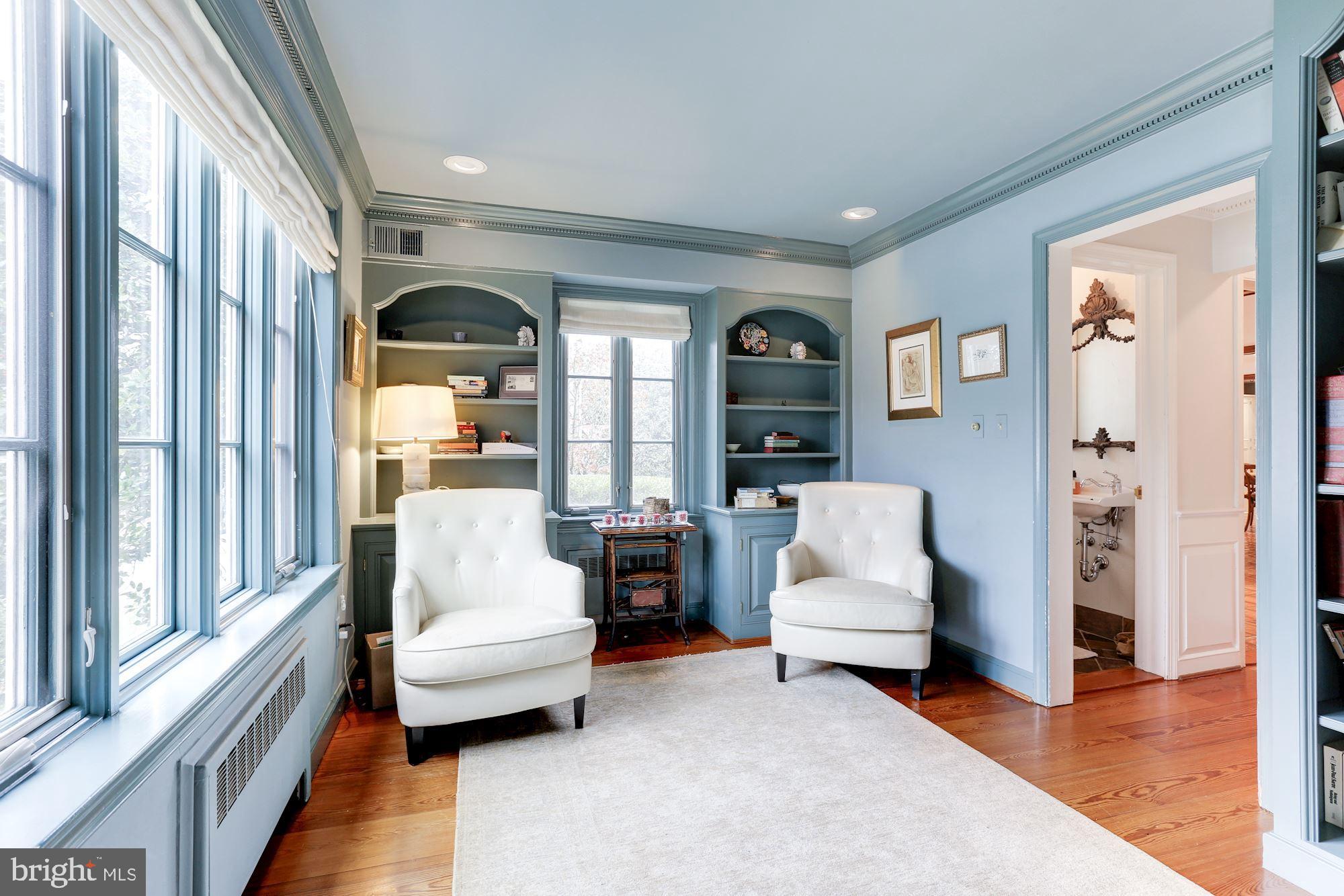 SALONA VILLAGE - Residential