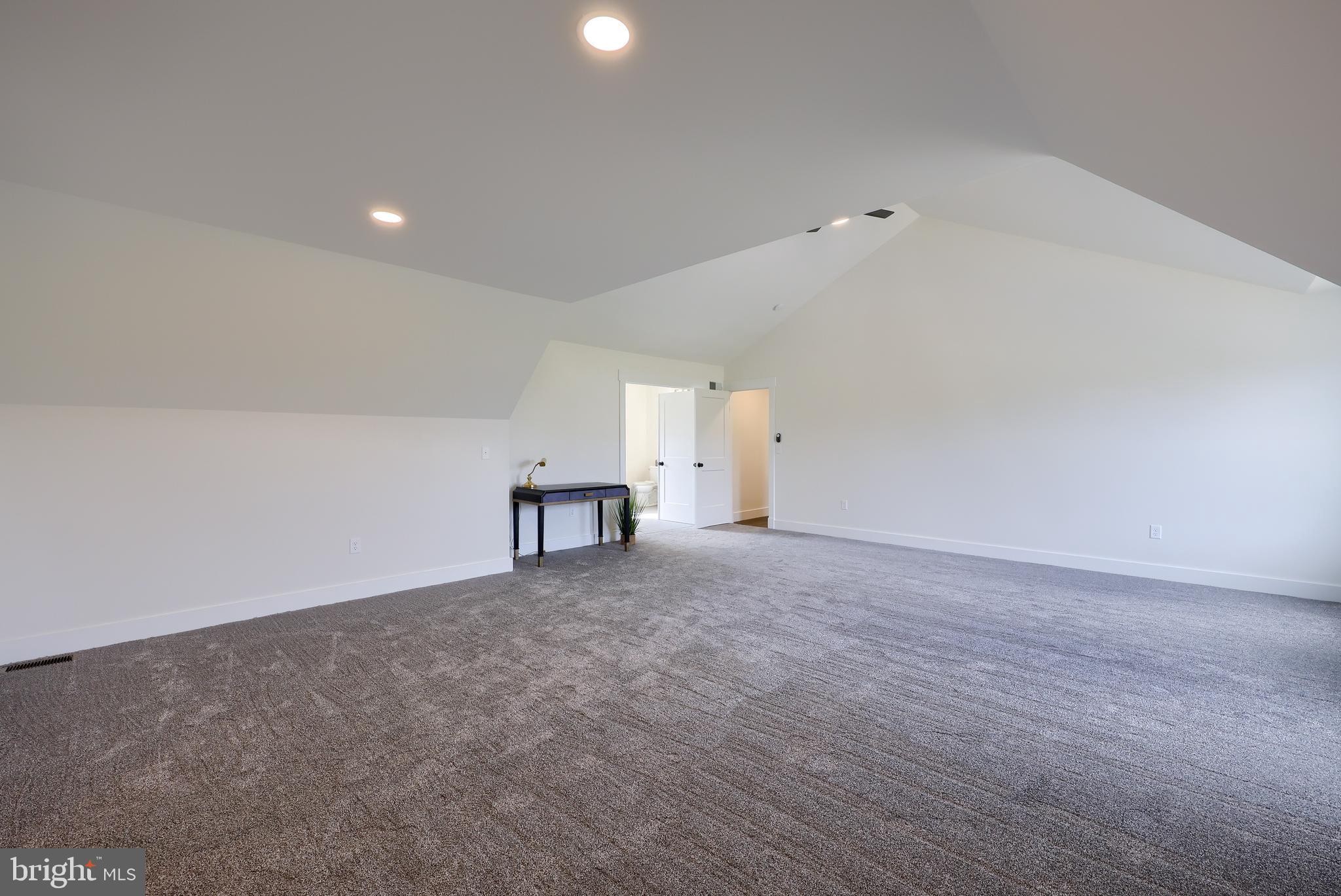 OLD IRON ESTATES - Residential