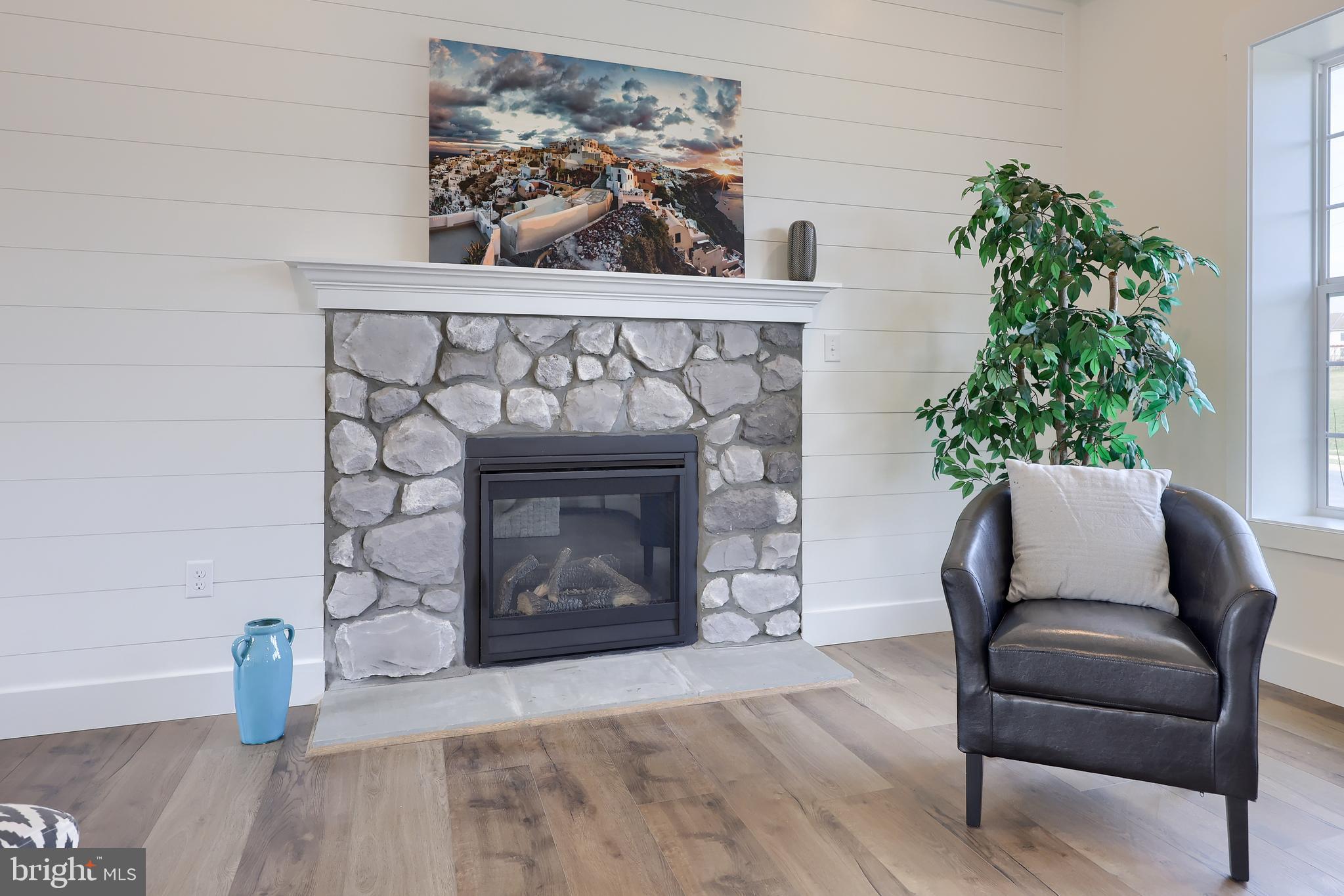 OLD IRON ESTATES - Residential