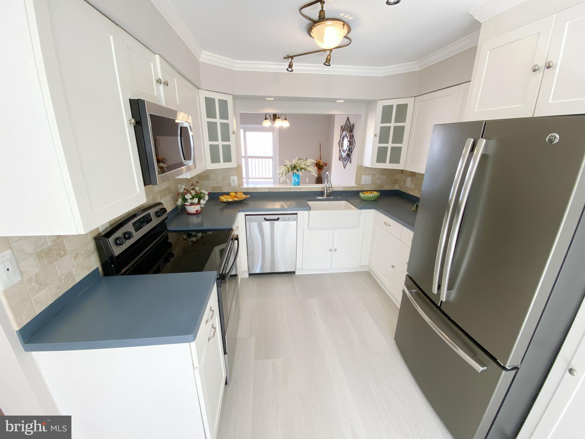 WILLOW COVE TOWNHOMES - Residential