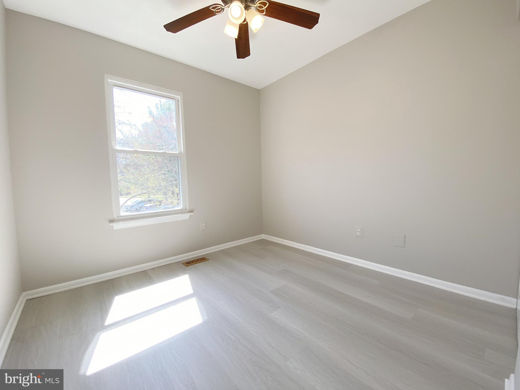 WILLOW COVE TOWNHOMES - Residential