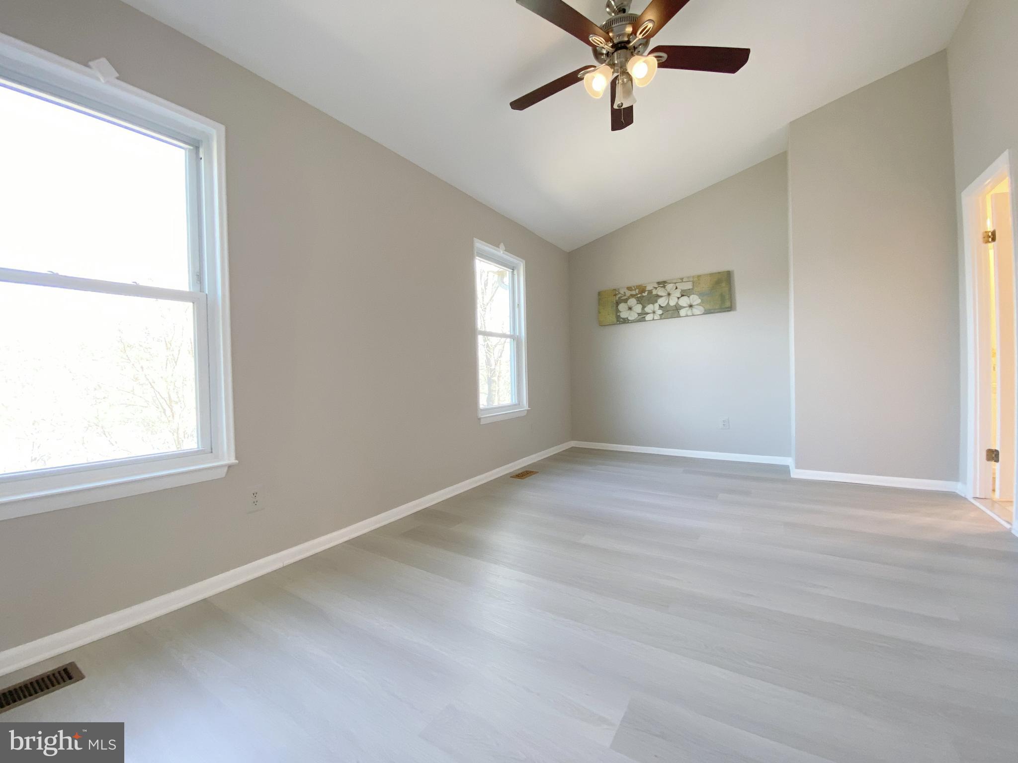 WILLOW COVE TOWNHOMES - Residential