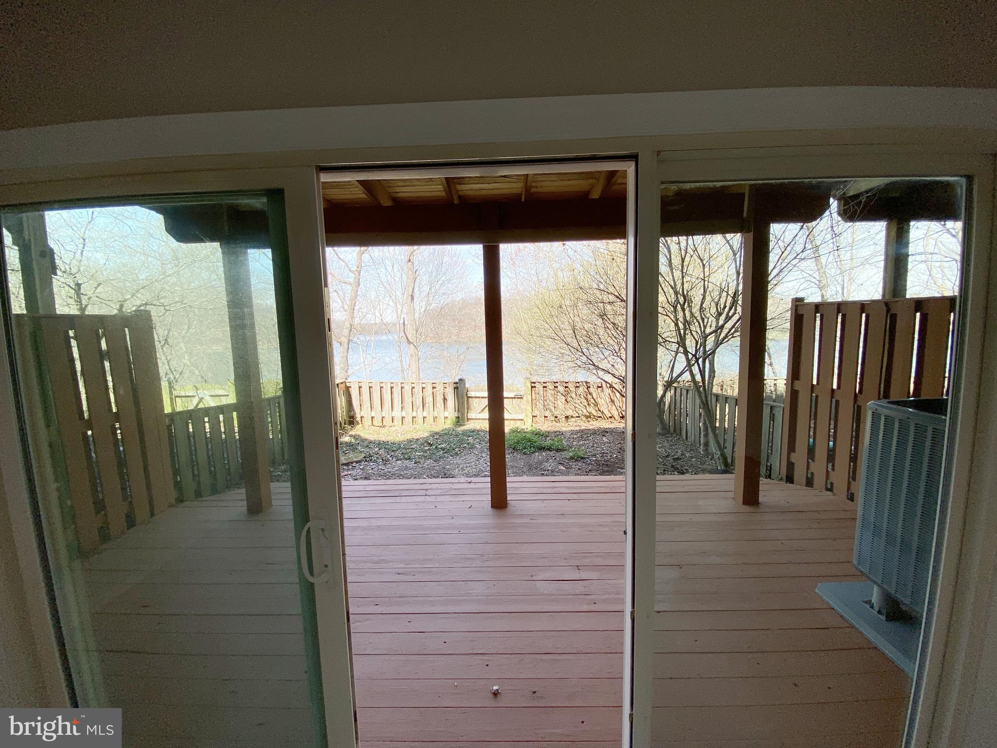 WILLOW COVE TOWNHOMES - Residential