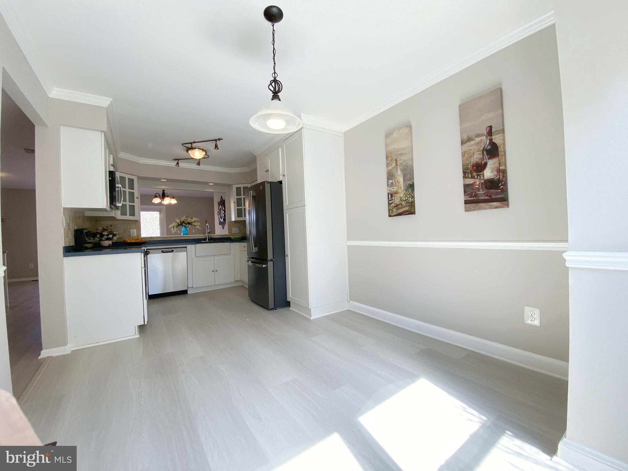 WILLOW COVE TOWNHOMES - Residential