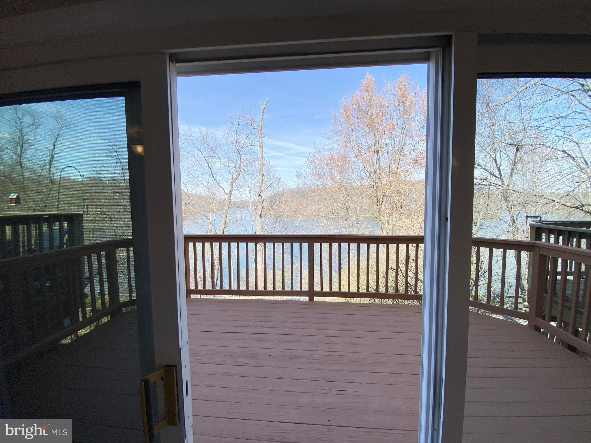 WILLOW COVE TOWNHOMES - Residential