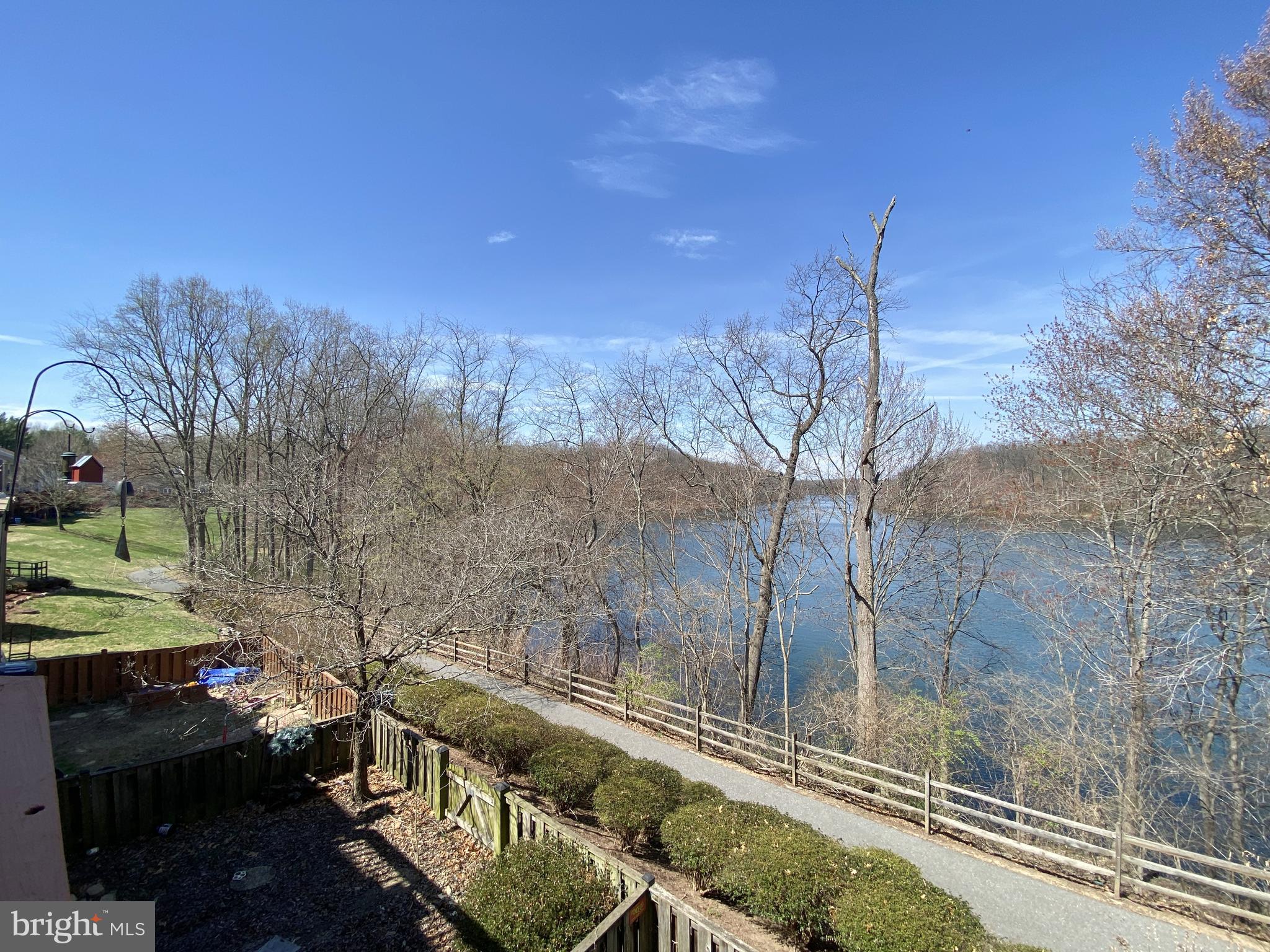 WILLOW COVE TOWNHOMES - Residential