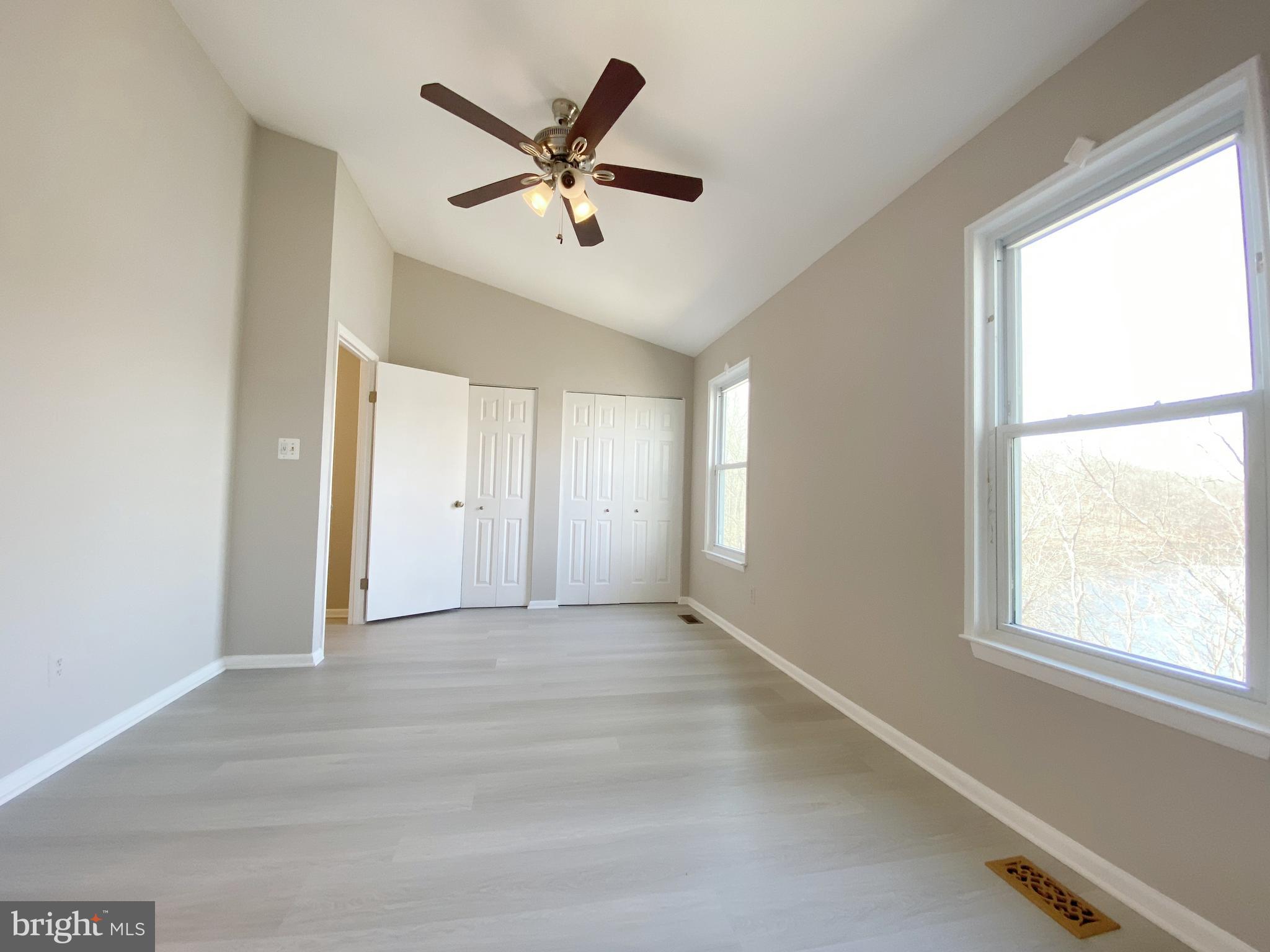 WILLOW COVE TOWNHOMES - Residential