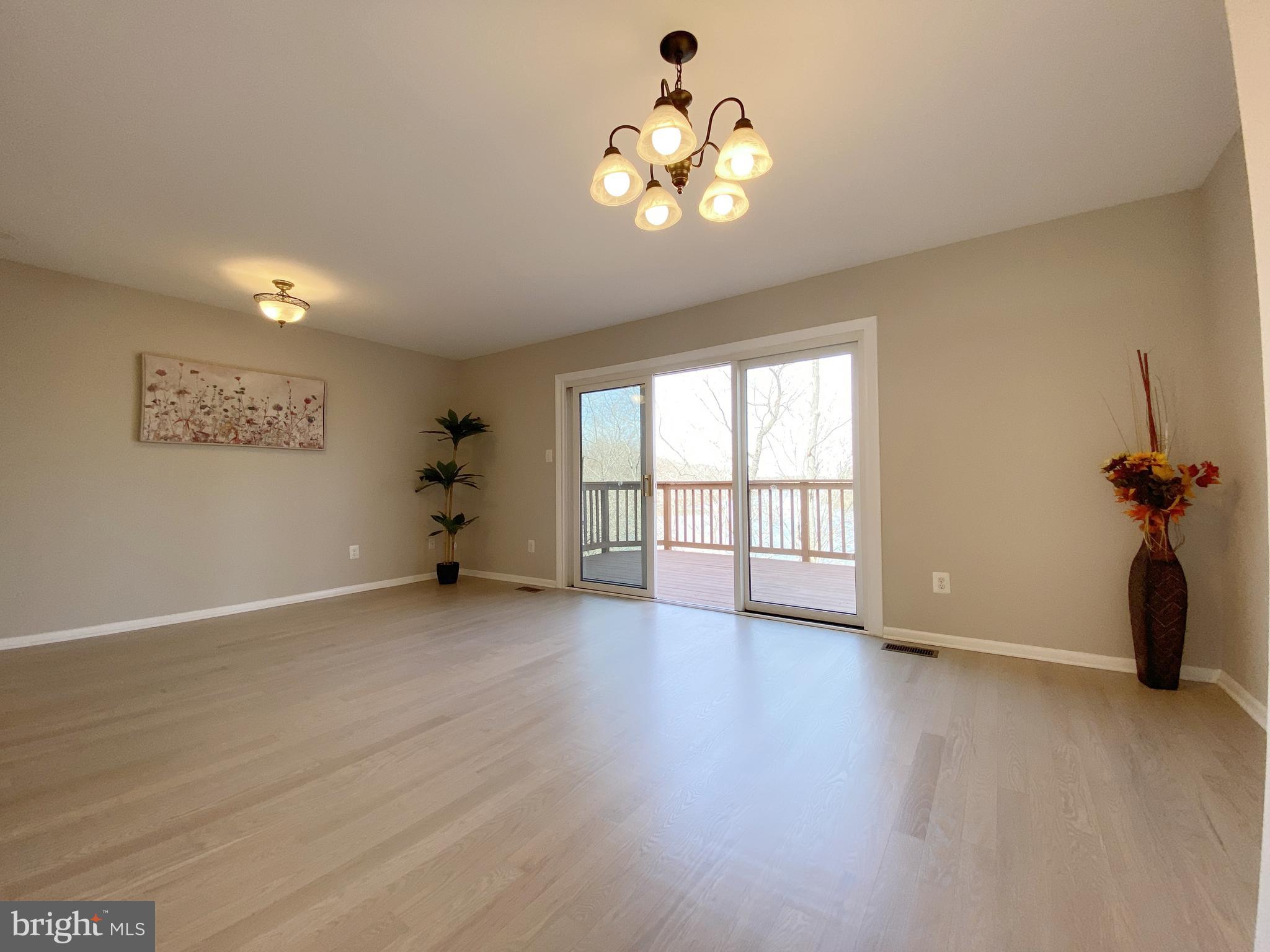 WILLOW COVE TOWNHOMES - Residential