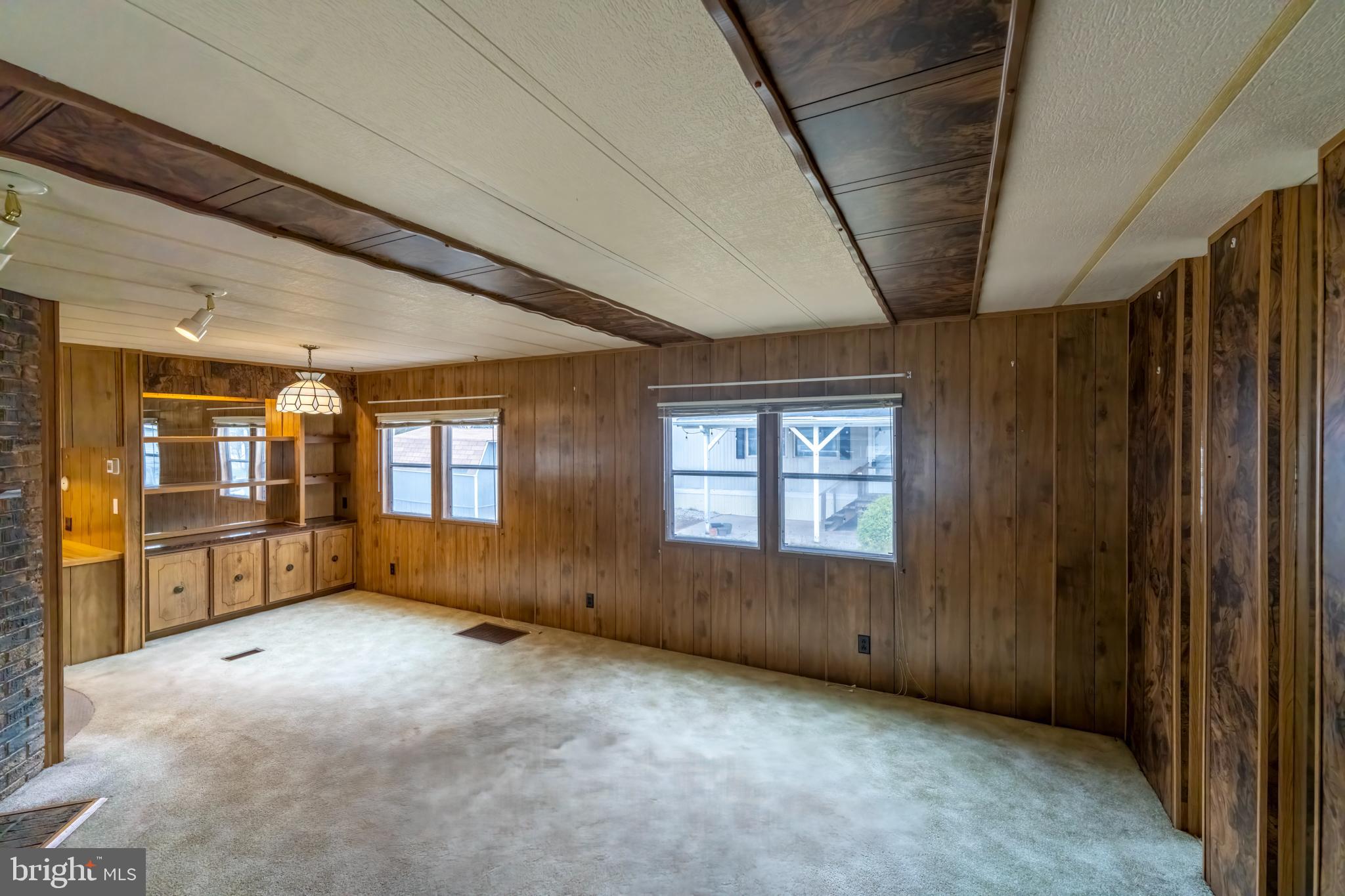 COVENTRY TERR MHP - Residential