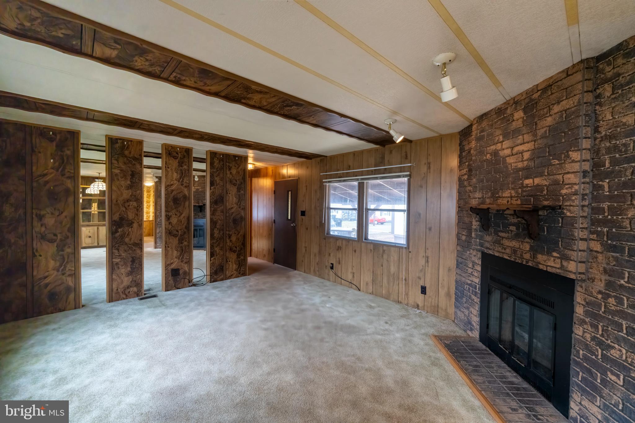 COVENTRY TERR MHP - Residential