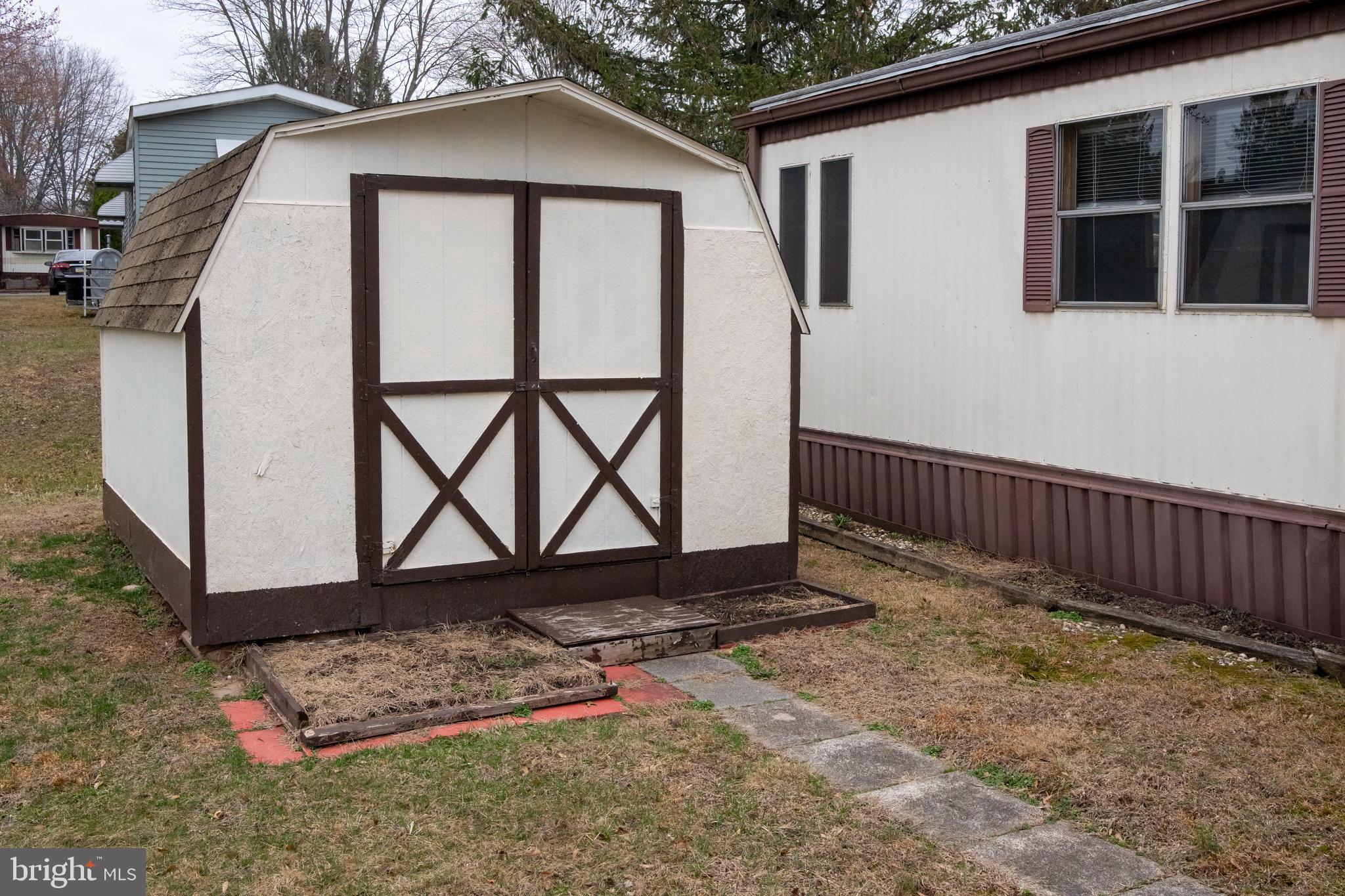 COVENTRY TERR MHP - Residential