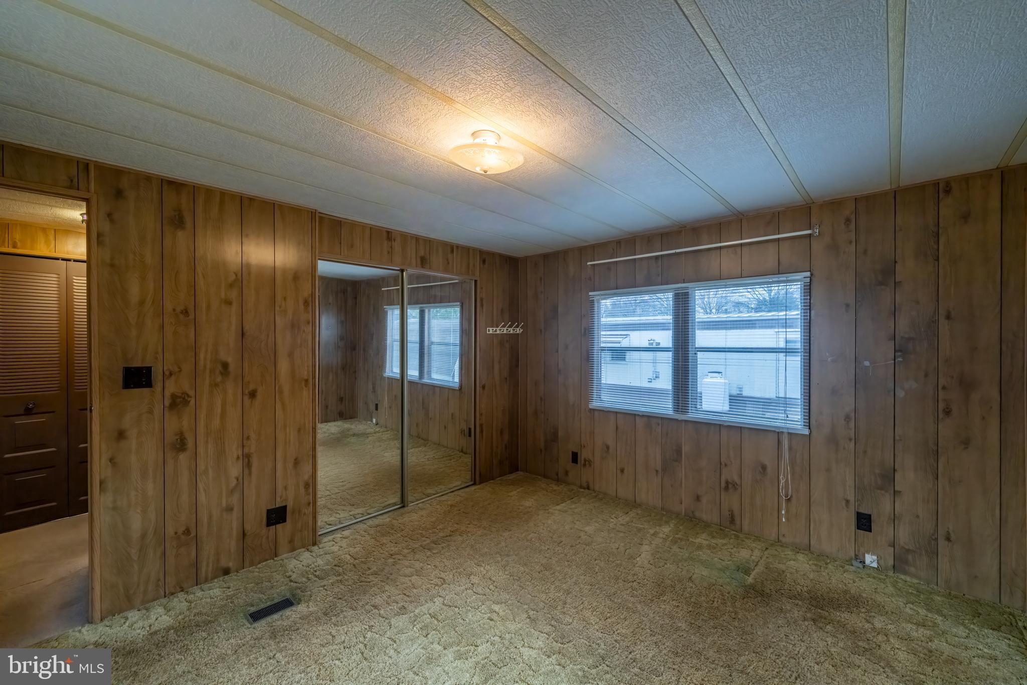 COVENTRY TERR MHP - Residential