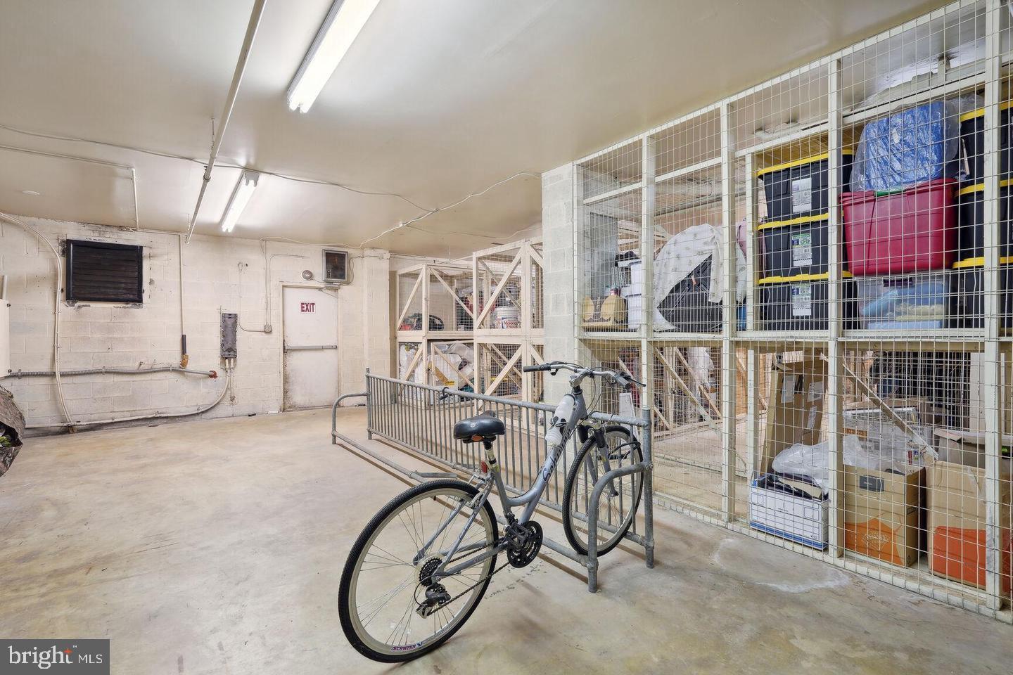 BARCROFT HILLS - Residential