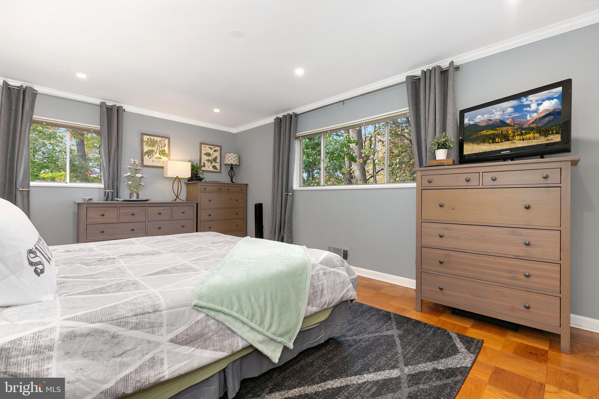 PARKSIDE CONDOMINIUMS - Residential