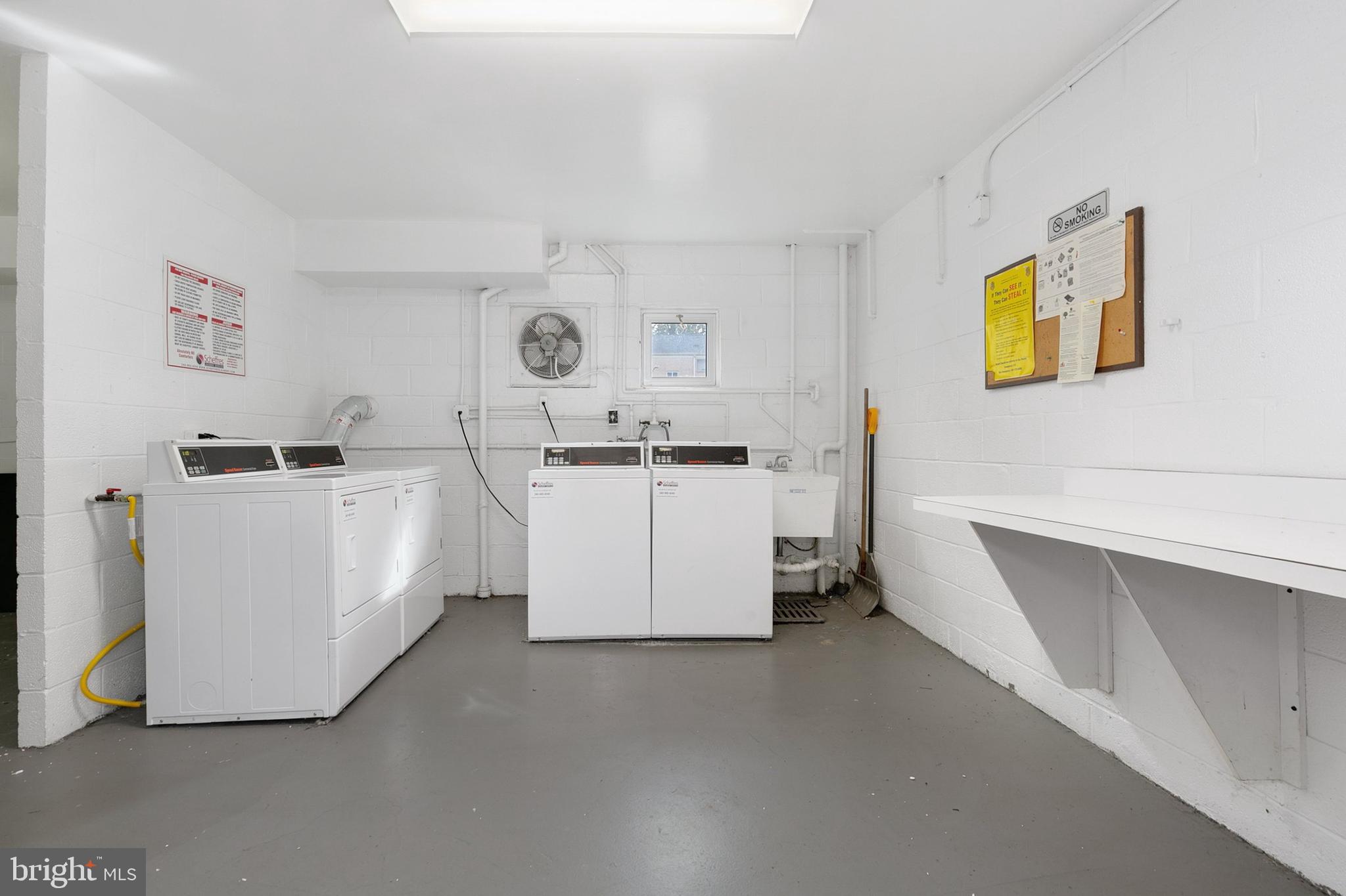 PARKSIDE CONDOMINIUMS - Residential