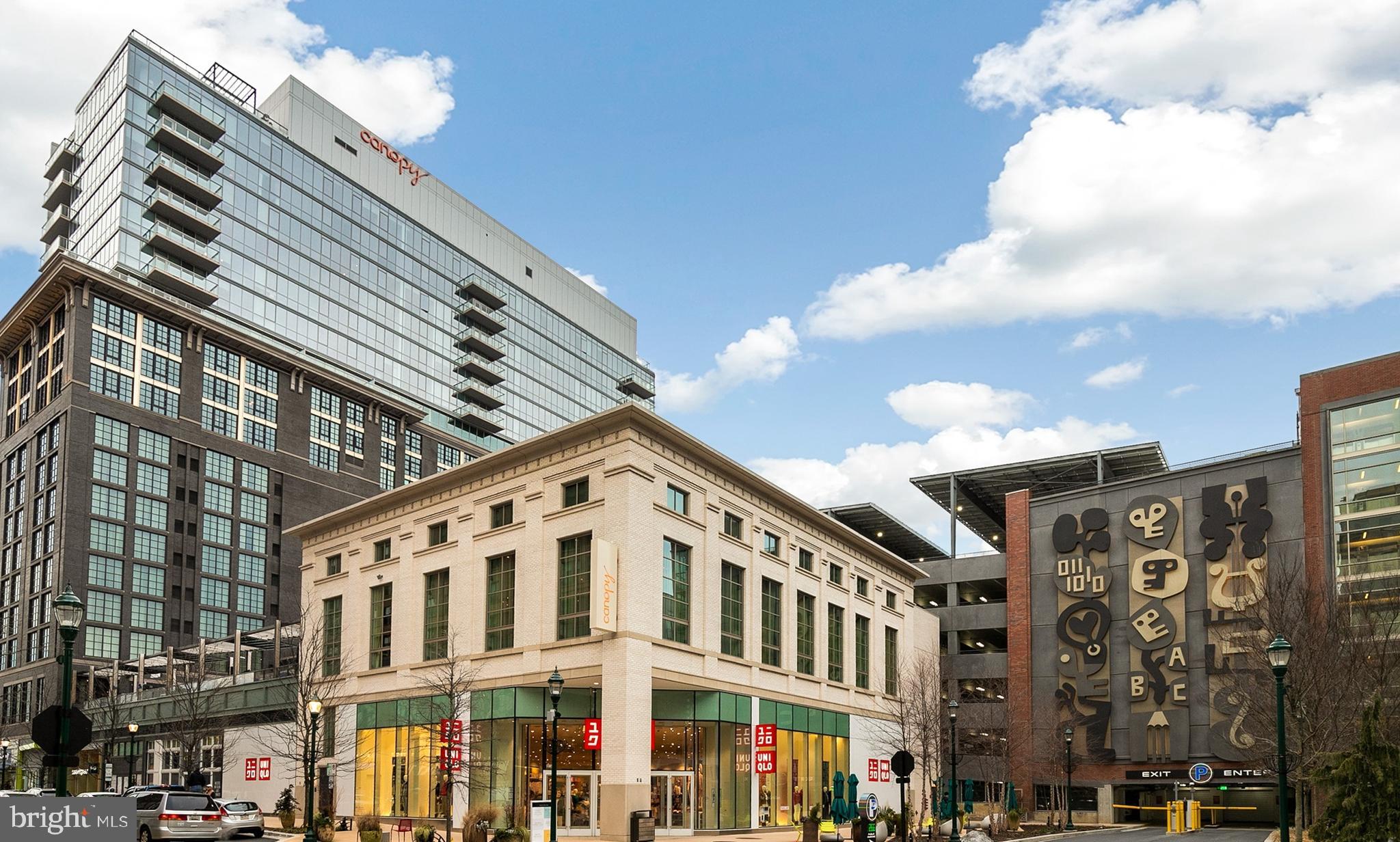 PARKSIDE CONDOMINIUMS - Residential