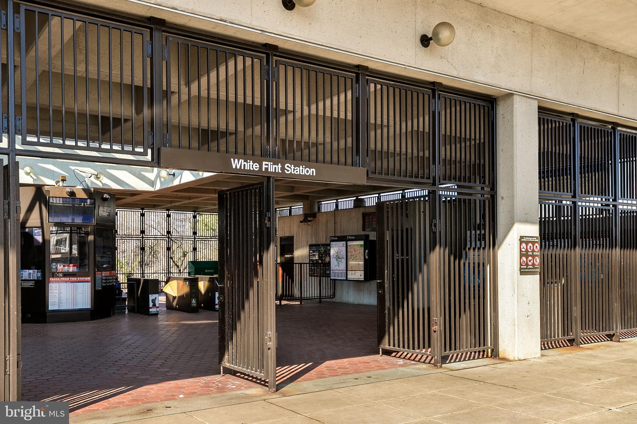 PARKSIDE CONDOMINIUMS - Residential