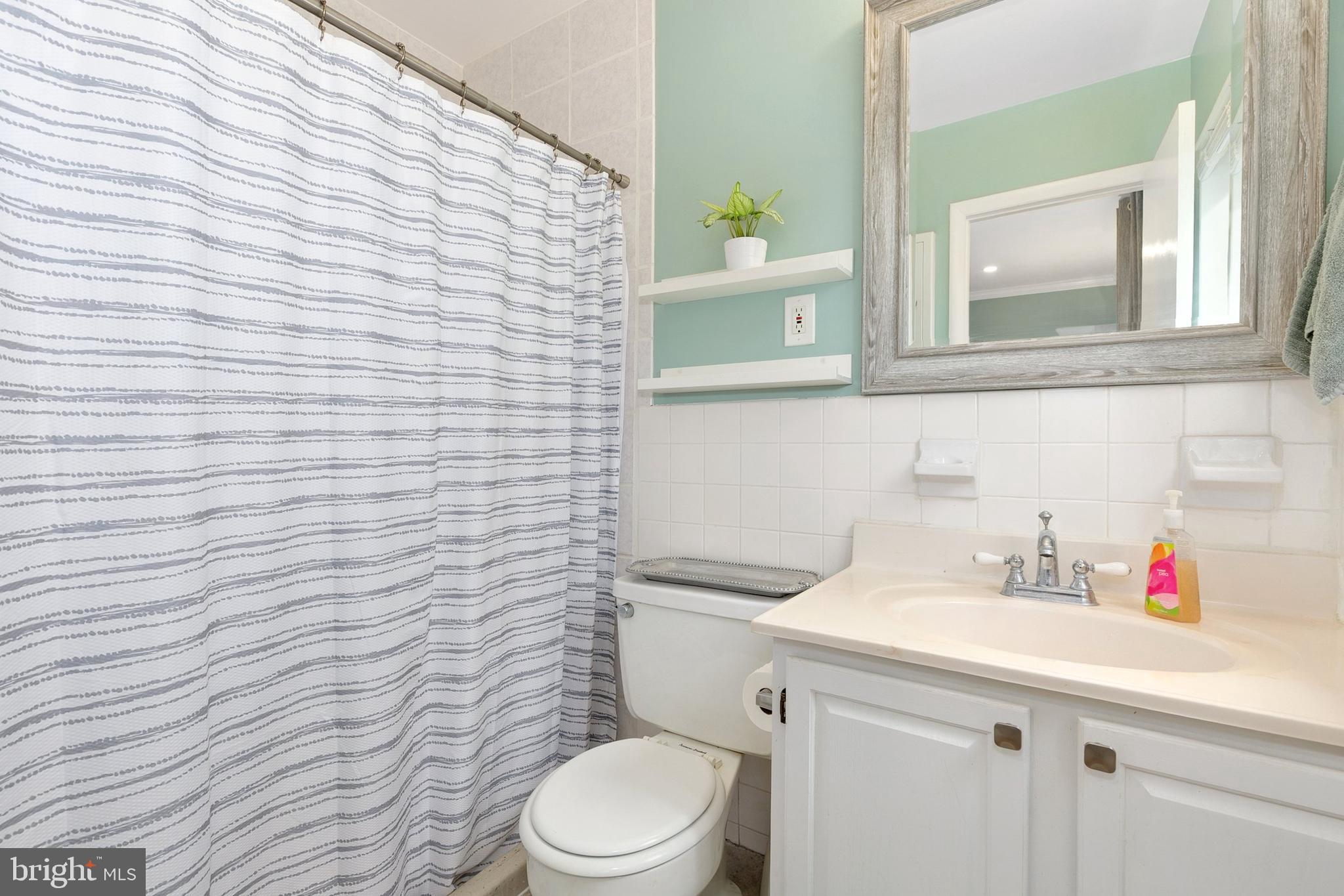 PARKSIDE CONDOMINIUMS - Residential