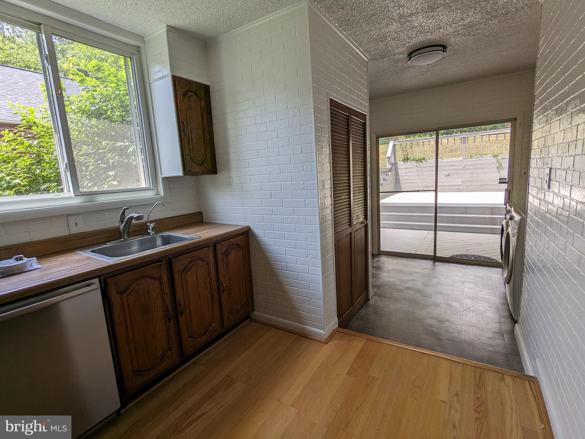 BRANWELL PARK - Residential Lease