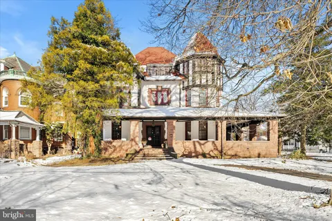 800 W State, Trenton, NJ MLS: NJME2070680