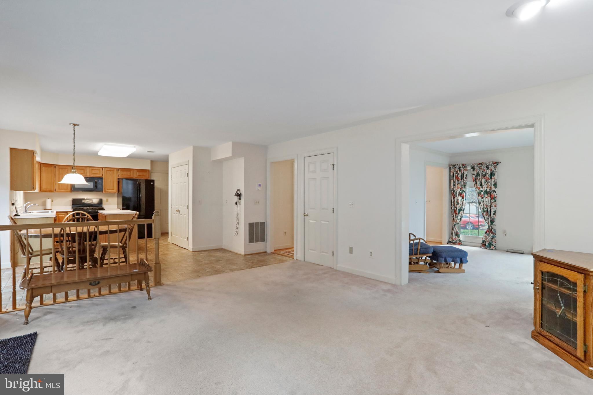 WOODLEA MANOR - Residential