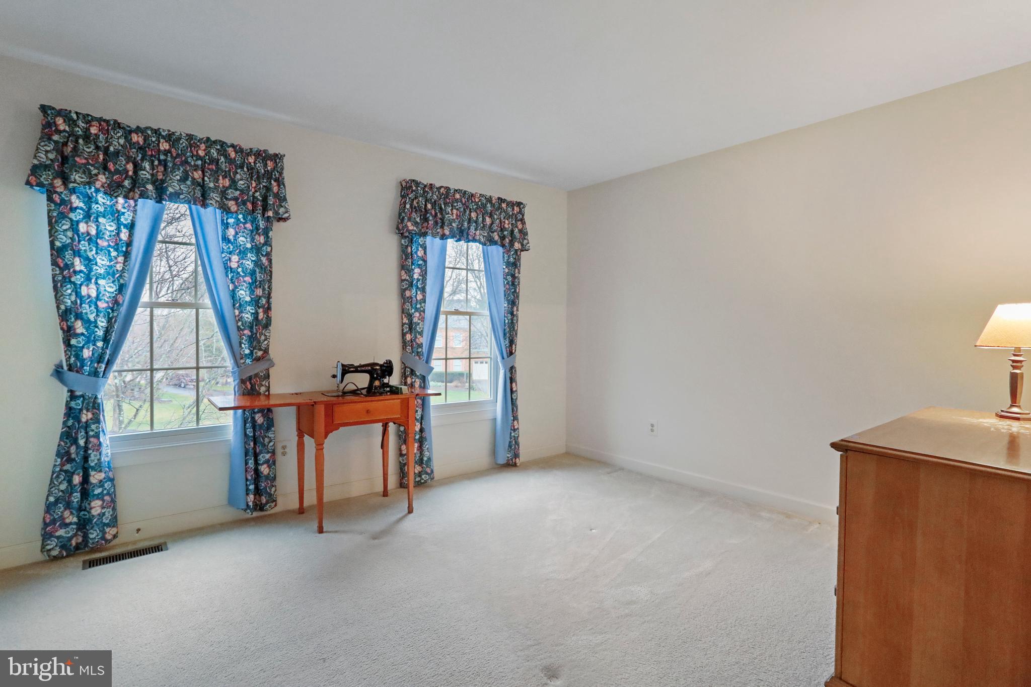 WOODLEA MANOR - Residential