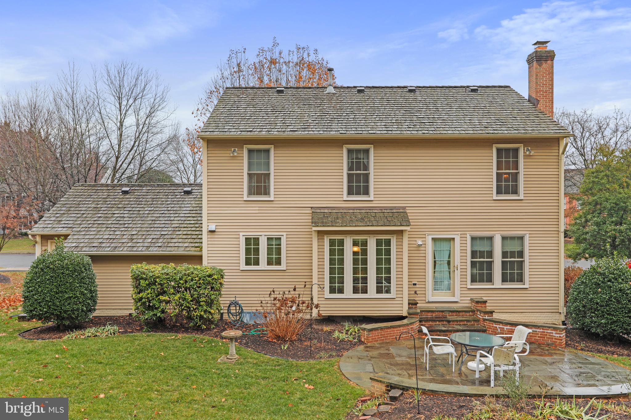 WOODLEA MANOR - Residential