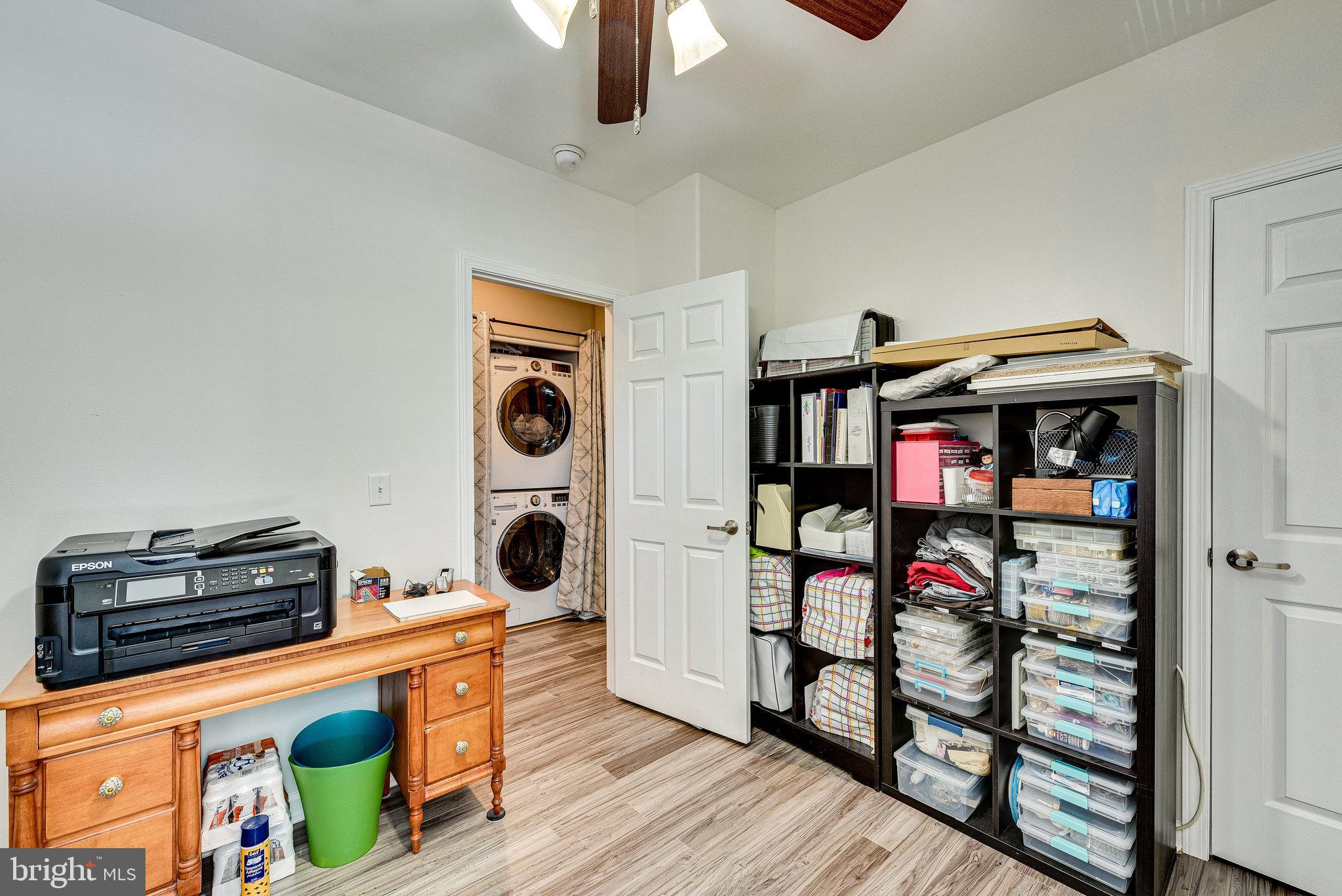 MEADOWS OF CHANTILLY - Residential