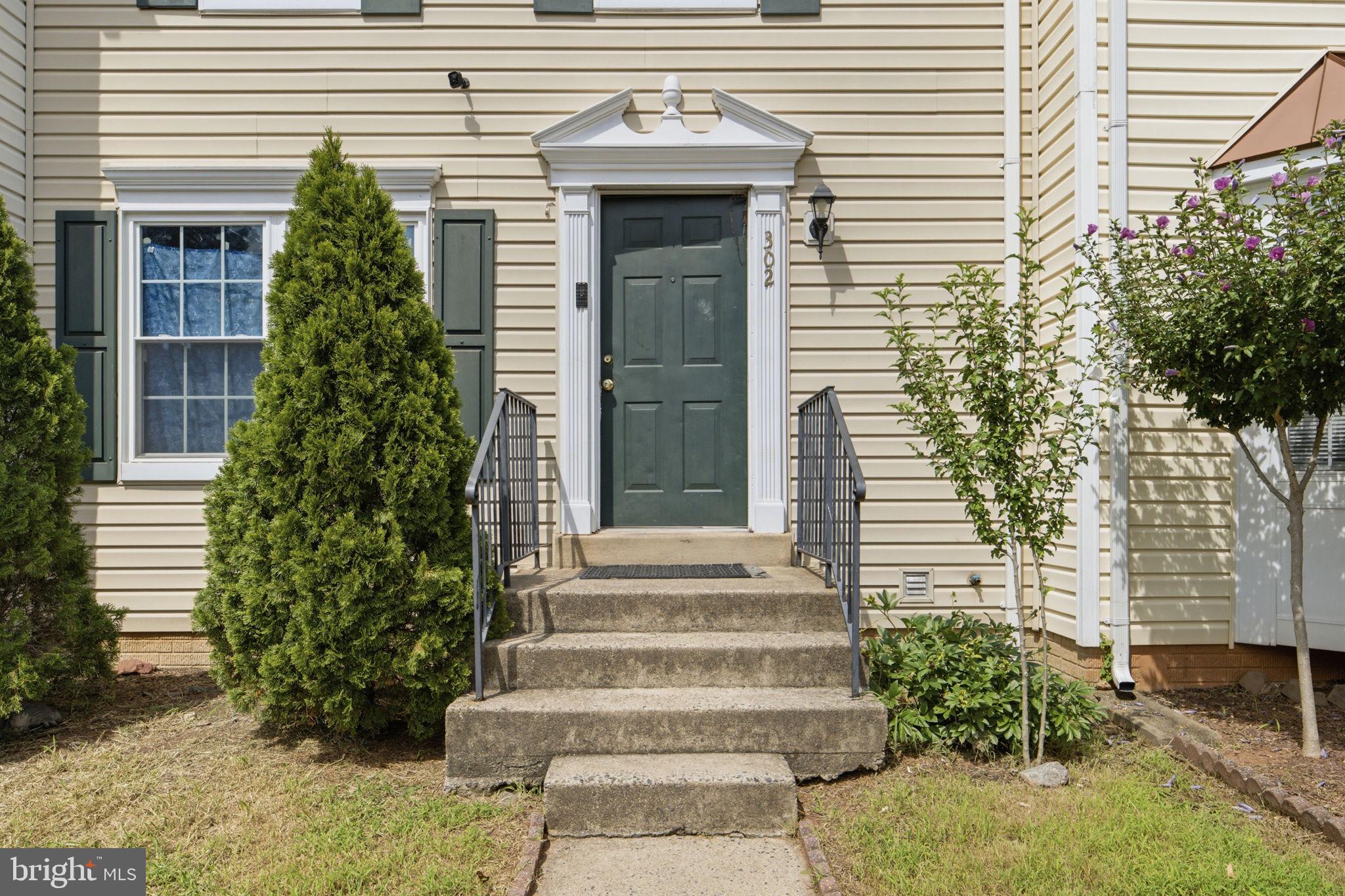 302 MOSEBY COURT