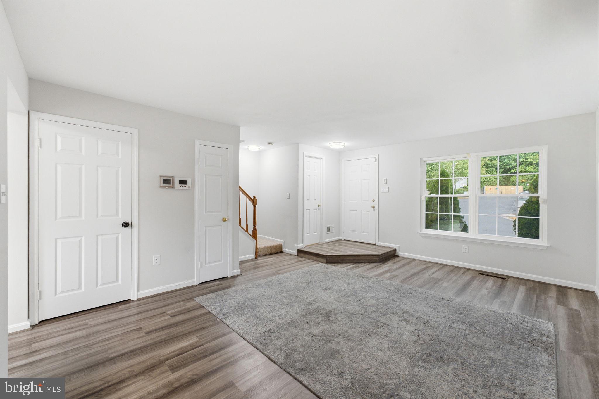 302 MOSEBY COURT