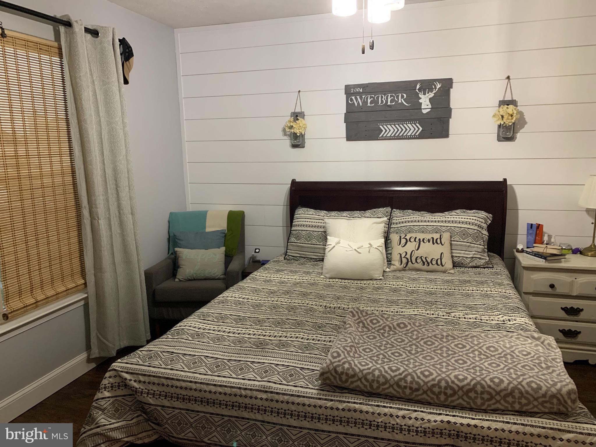 BEACHWOOD ESTATES - Residential