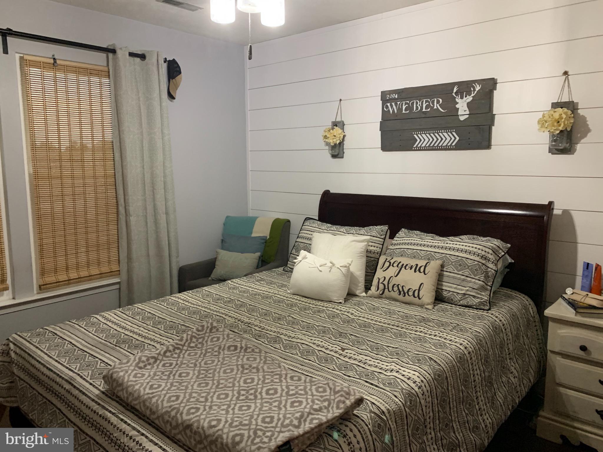 BEACHWOOD ESTATES - Residential