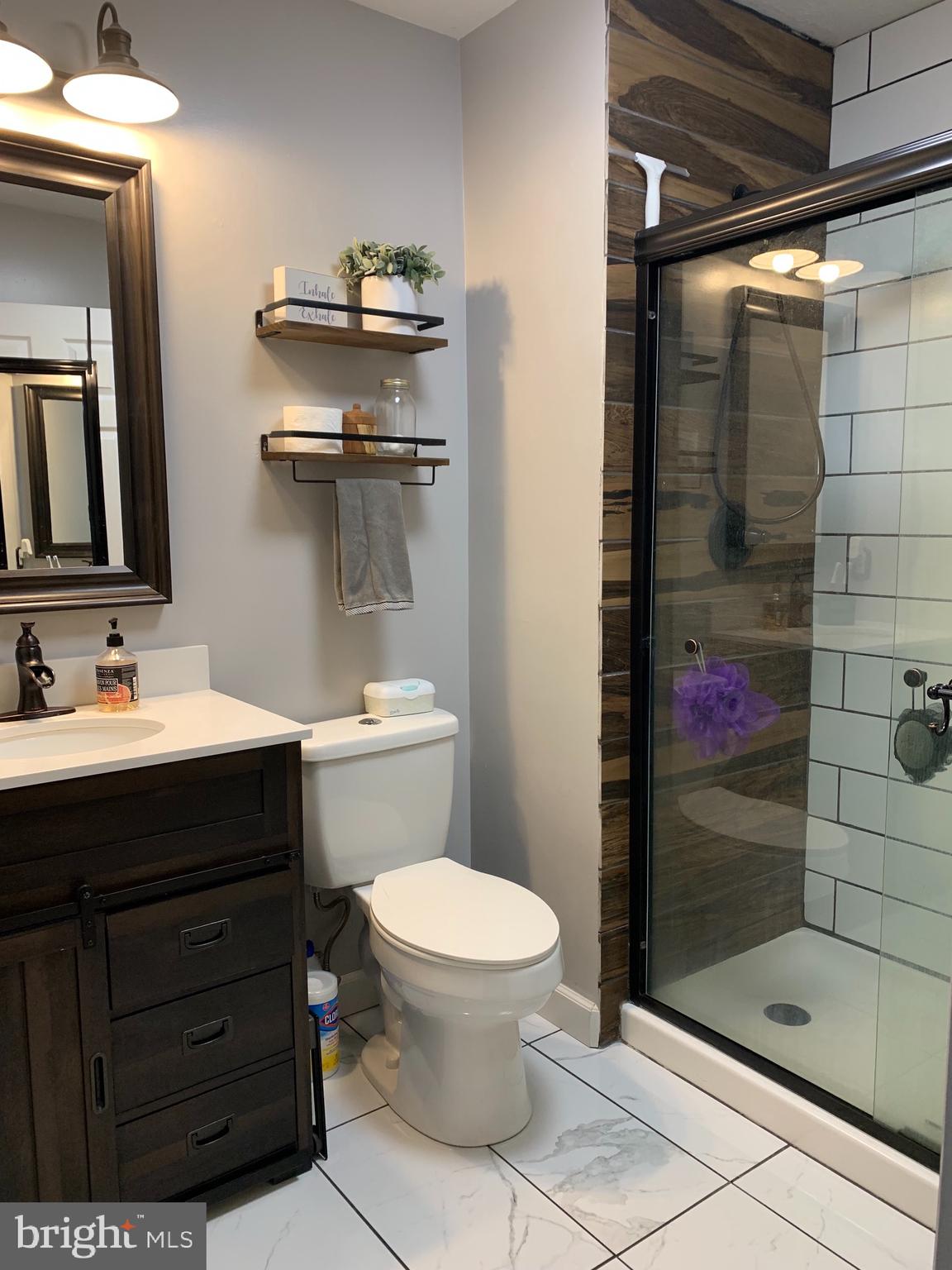 BEACHWOOD ESTATES - Residential