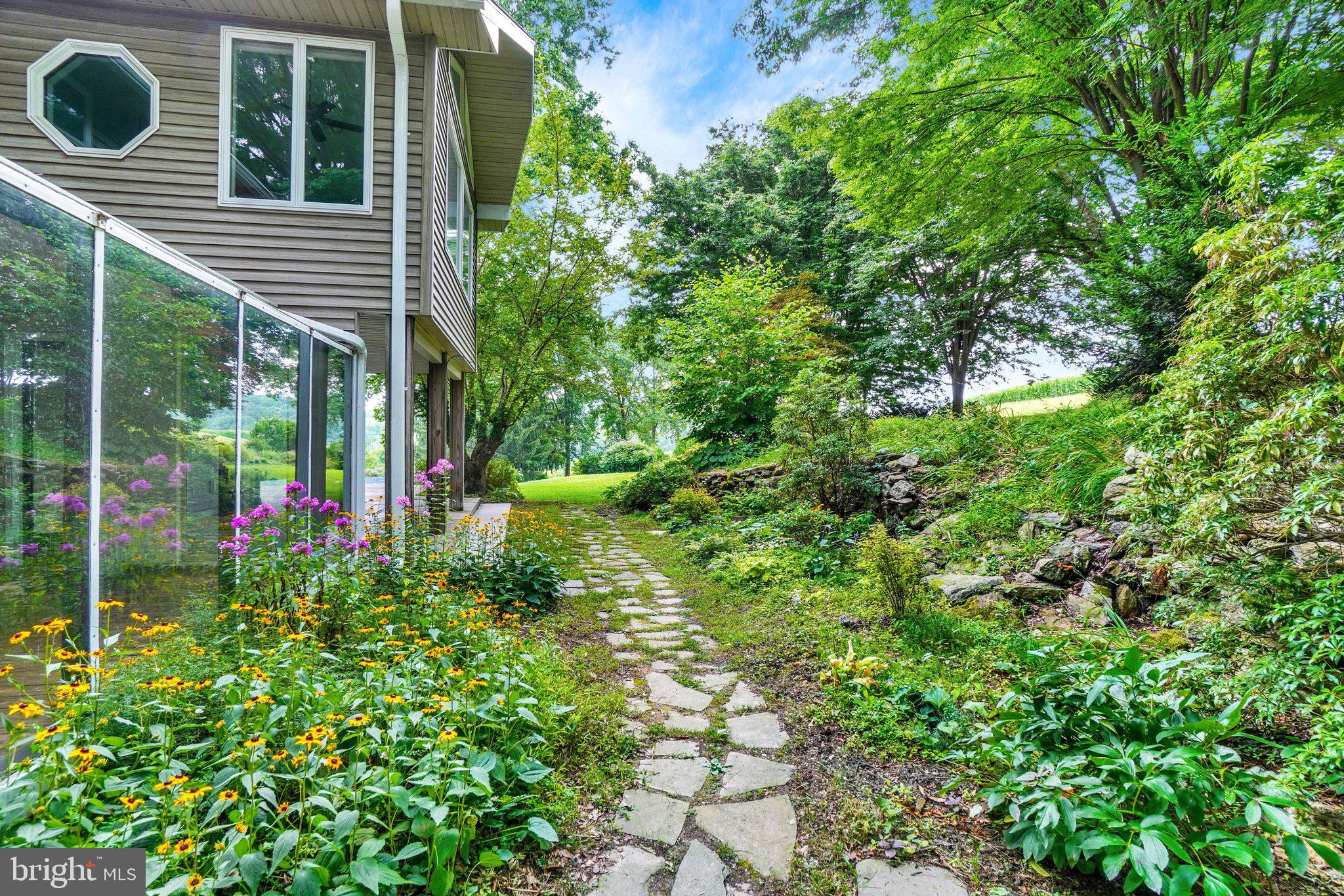 821 SMELTZER ROAD