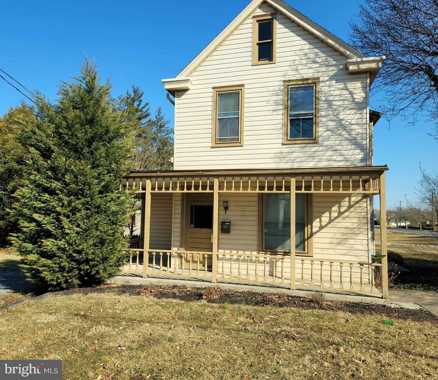 If you need space, this is the one for you. Spacious two-story in the borough of Carlisle, ready for new owners. Three bedrooms; two and a half baths. Convenient in-town location. Just minutes to grocery, gas, and main highways. Add your personal touches to this solid home with a newer roof. Mechanicals are in good condition.