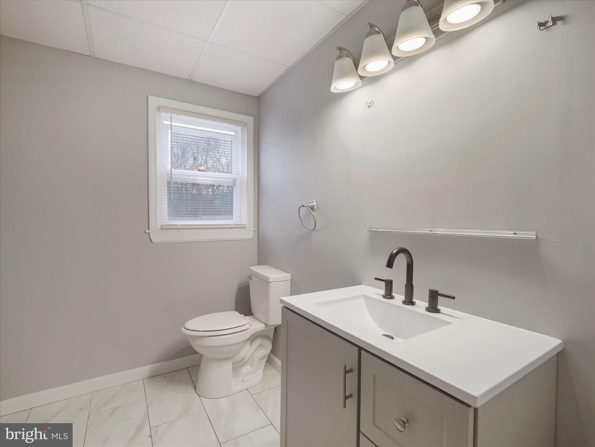 GREENBERRY HILLS - Residential