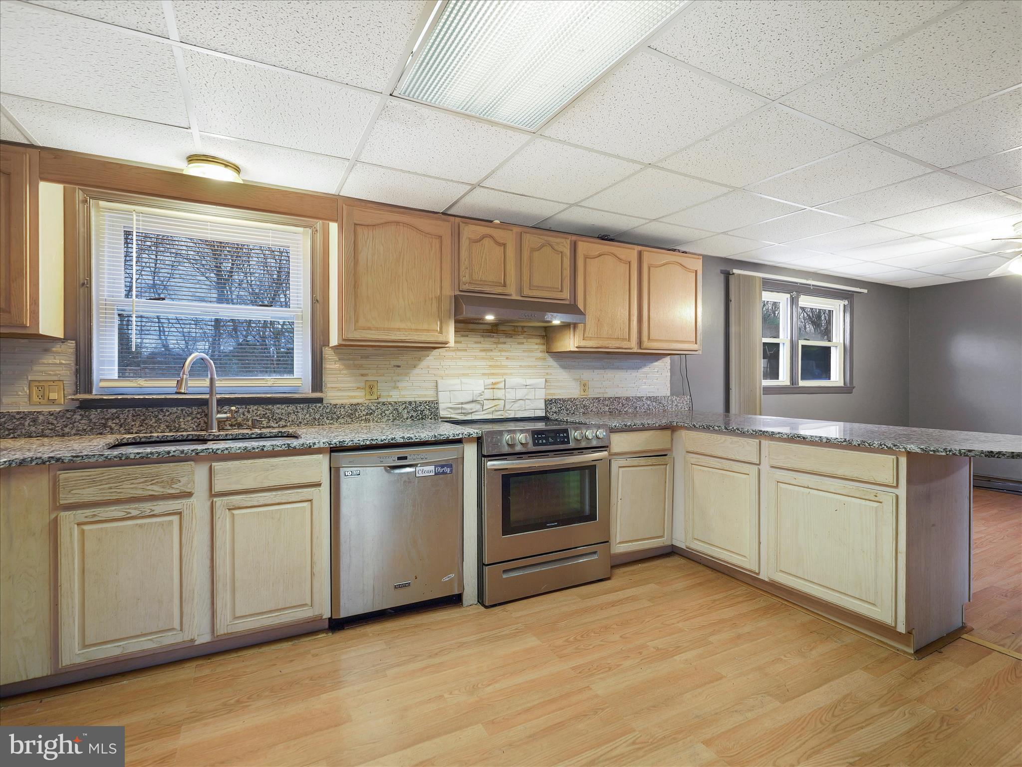 GREENBERRY HILLS - Residential