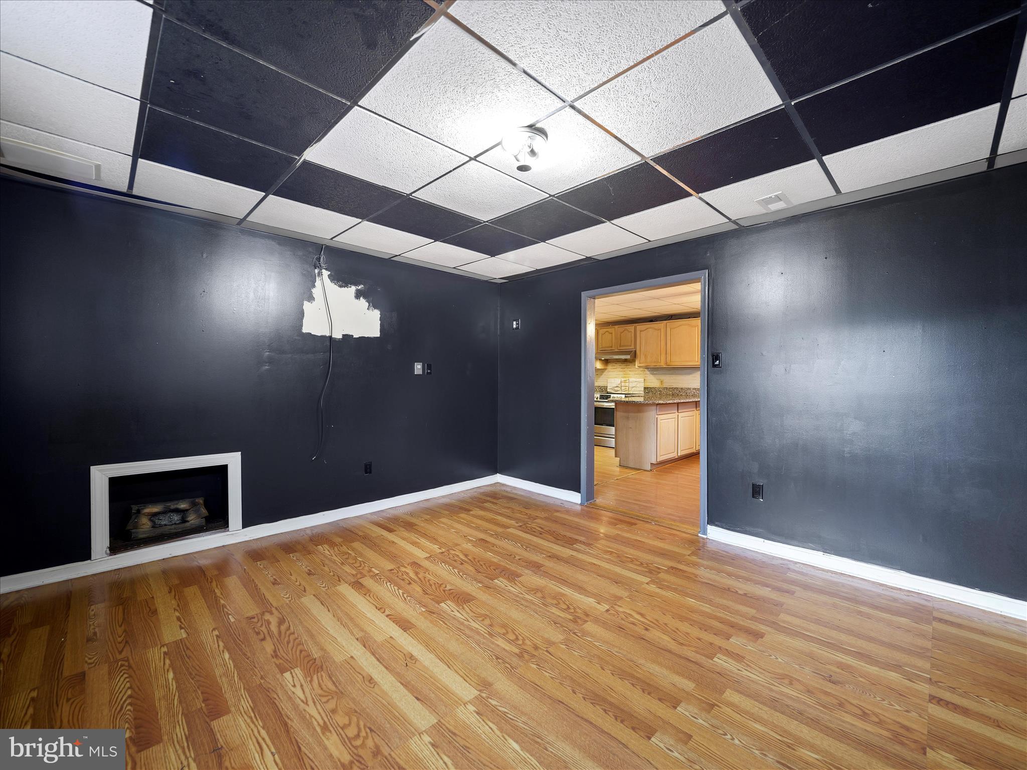 GREENBERRY HILLS - Residential