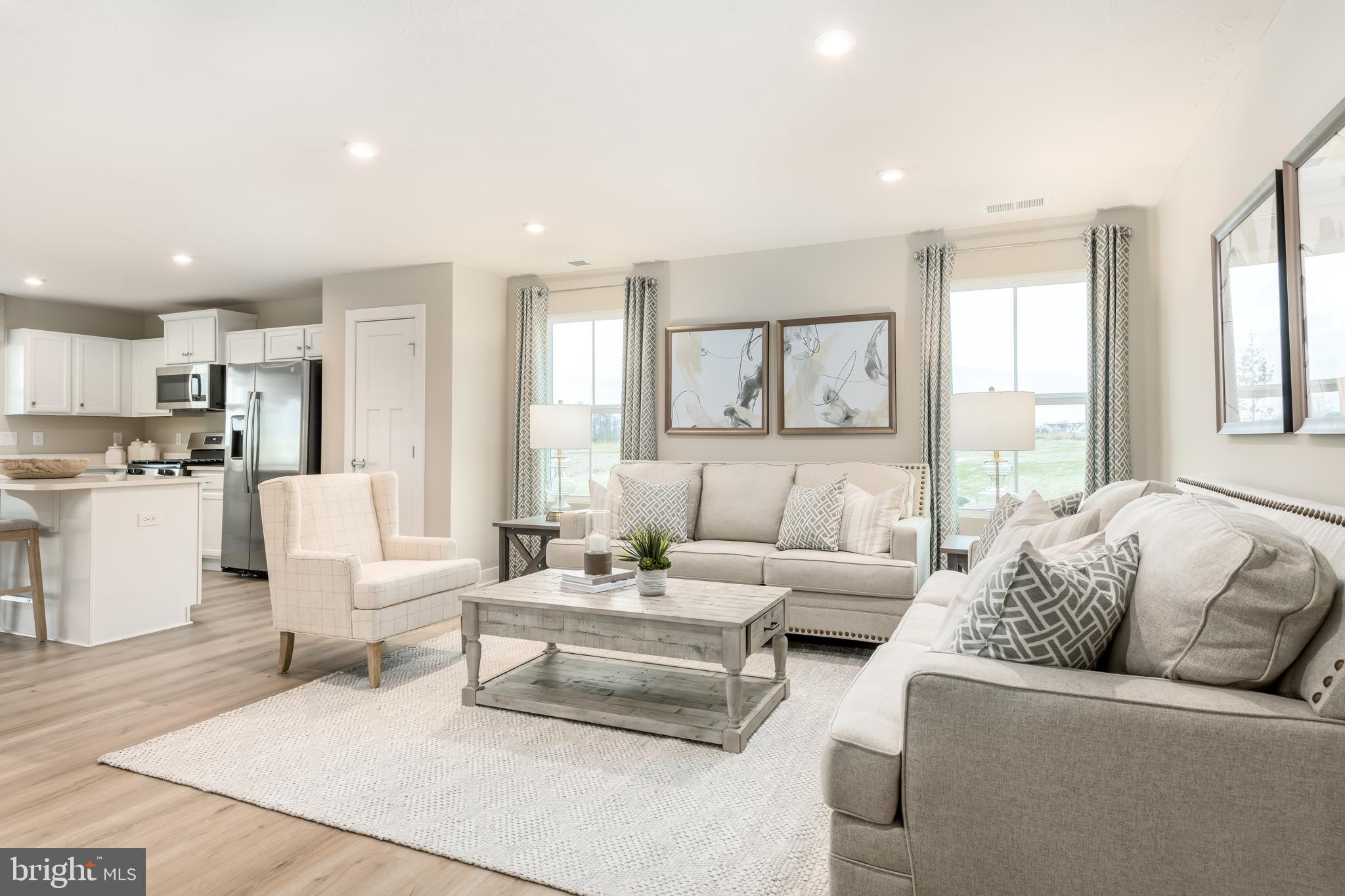 CARDINAL POINTE - Residential